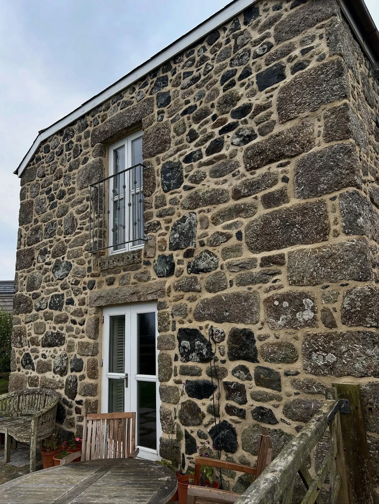 Lime pointing NHL 5
#lime #mason #stone #granite #cornwall #southwest #building #construction #traditional