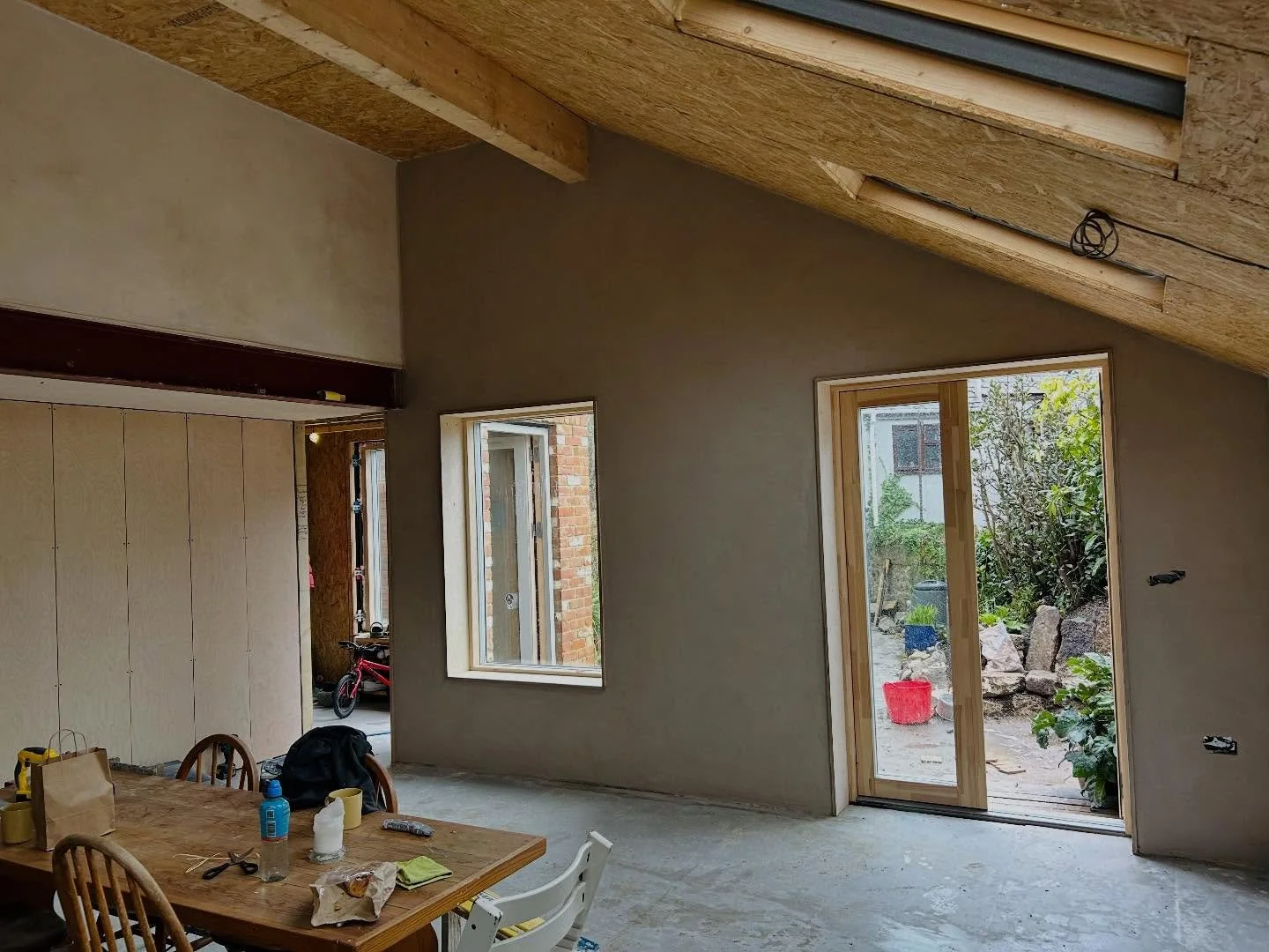 Nice to be inside for a day and out of the rain! 
#lime #plaster #traditional #building #cornwall