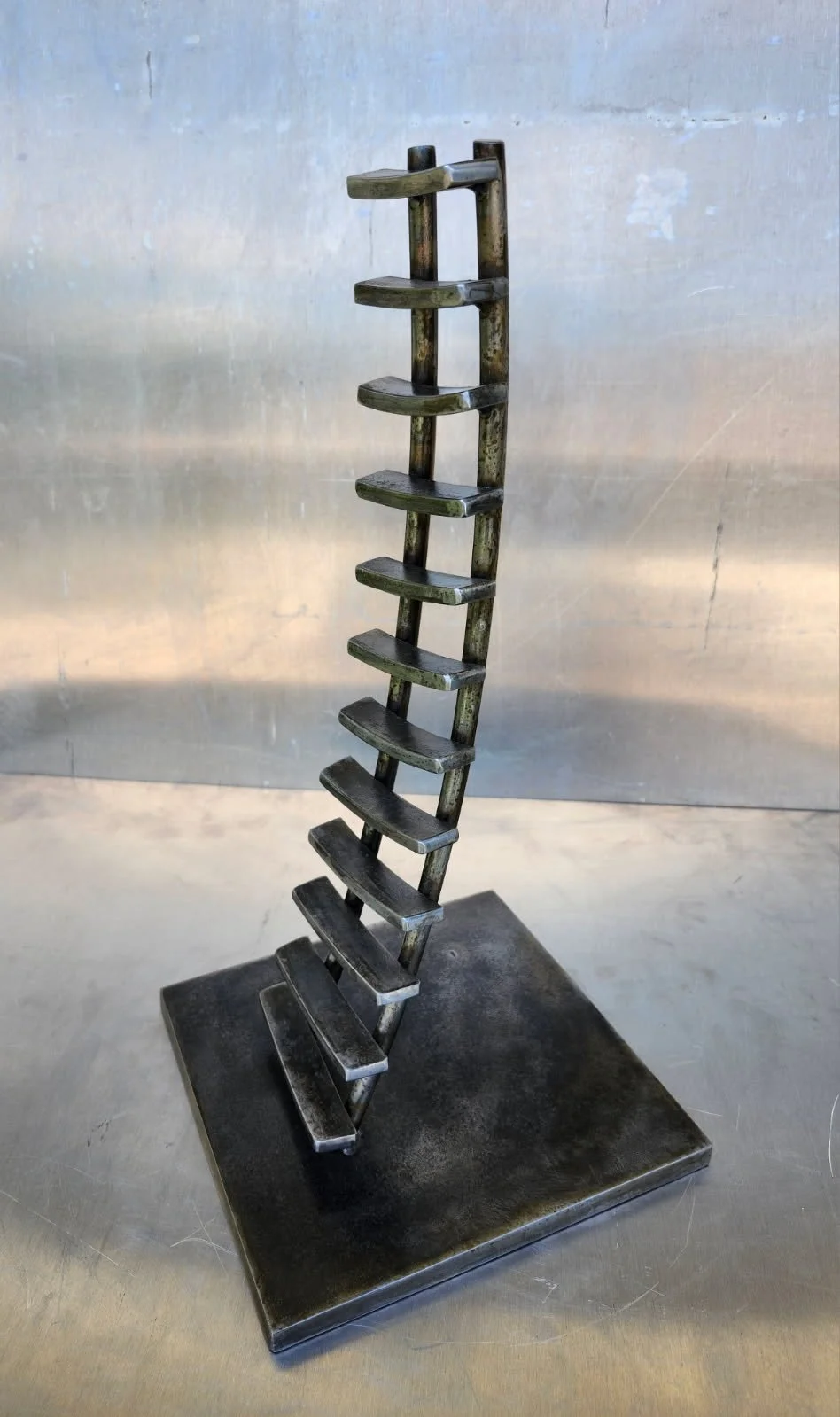 Ladder_image000002 4.JPG