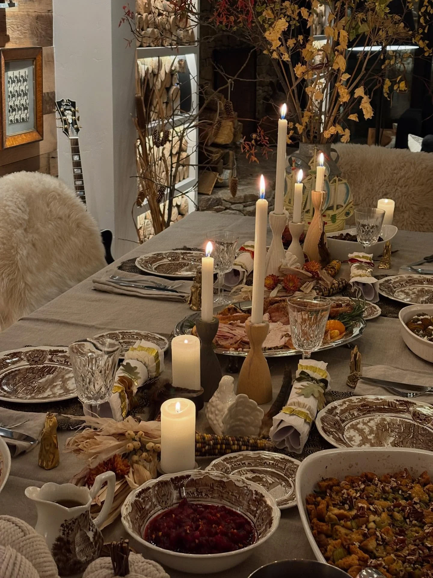 wake up it&rsquo;s thanksgiving!!! 🦃🧡🍂🥧