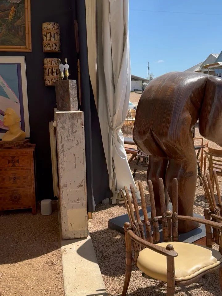 Opening day @marburgerfarm! Come see us in tent 4, E1&hellip; look for the giant boxer sculpture or the Bull Bar. 

What ride already. See you soon 😎