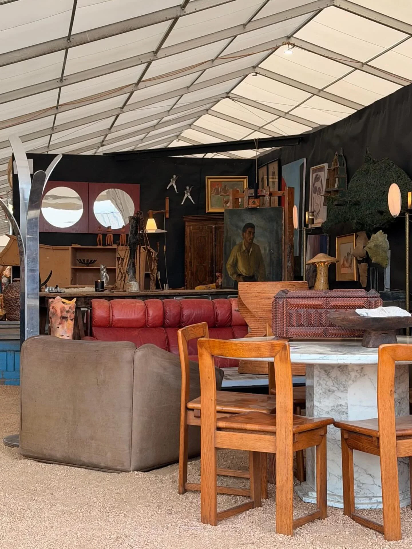 @marburgerfarm booth ❤️

Tent4 booth e1

@for.goodweather 📸