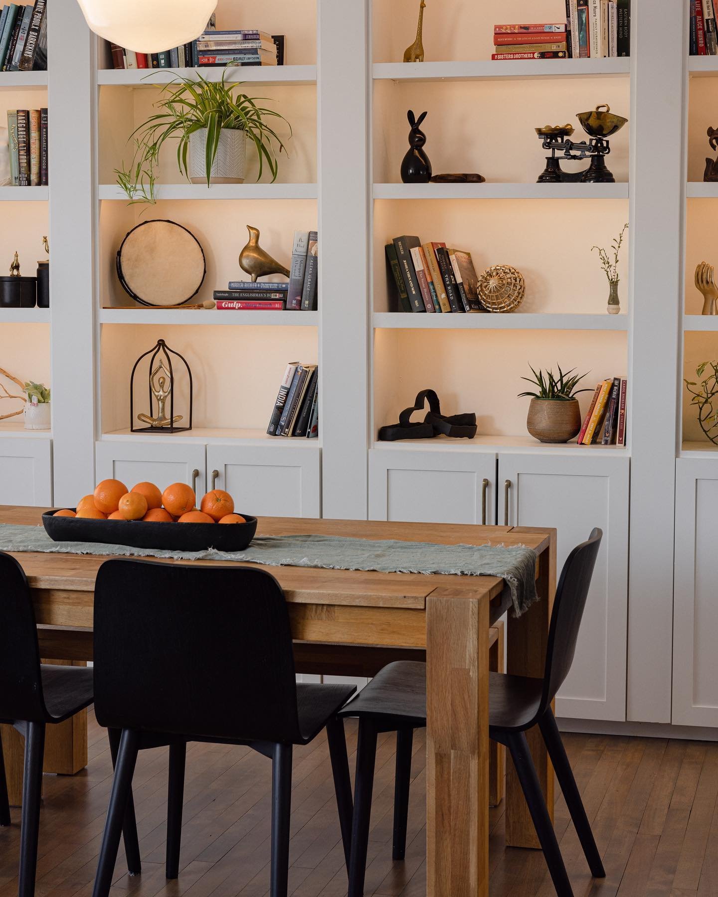 We finally have some photos from a few of our 2022 projects!

Design: @hkhome.hfx 
Electrical: @spark.master.mitch 
Tile: @qts.ns
📸 @carolikina