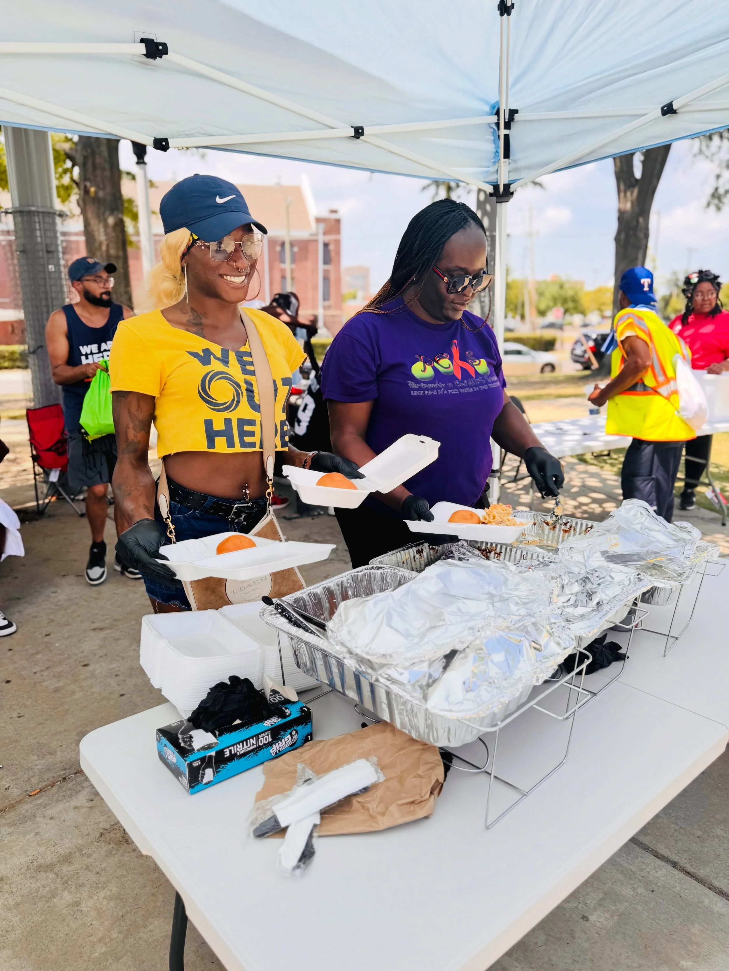 We had another successful Day of Service at Morris Park! Getting OUT in the community and meeting people where they are is one of our missions as we transition into our new space. 

Join us for our next Day of Service OUT in the community, check our 