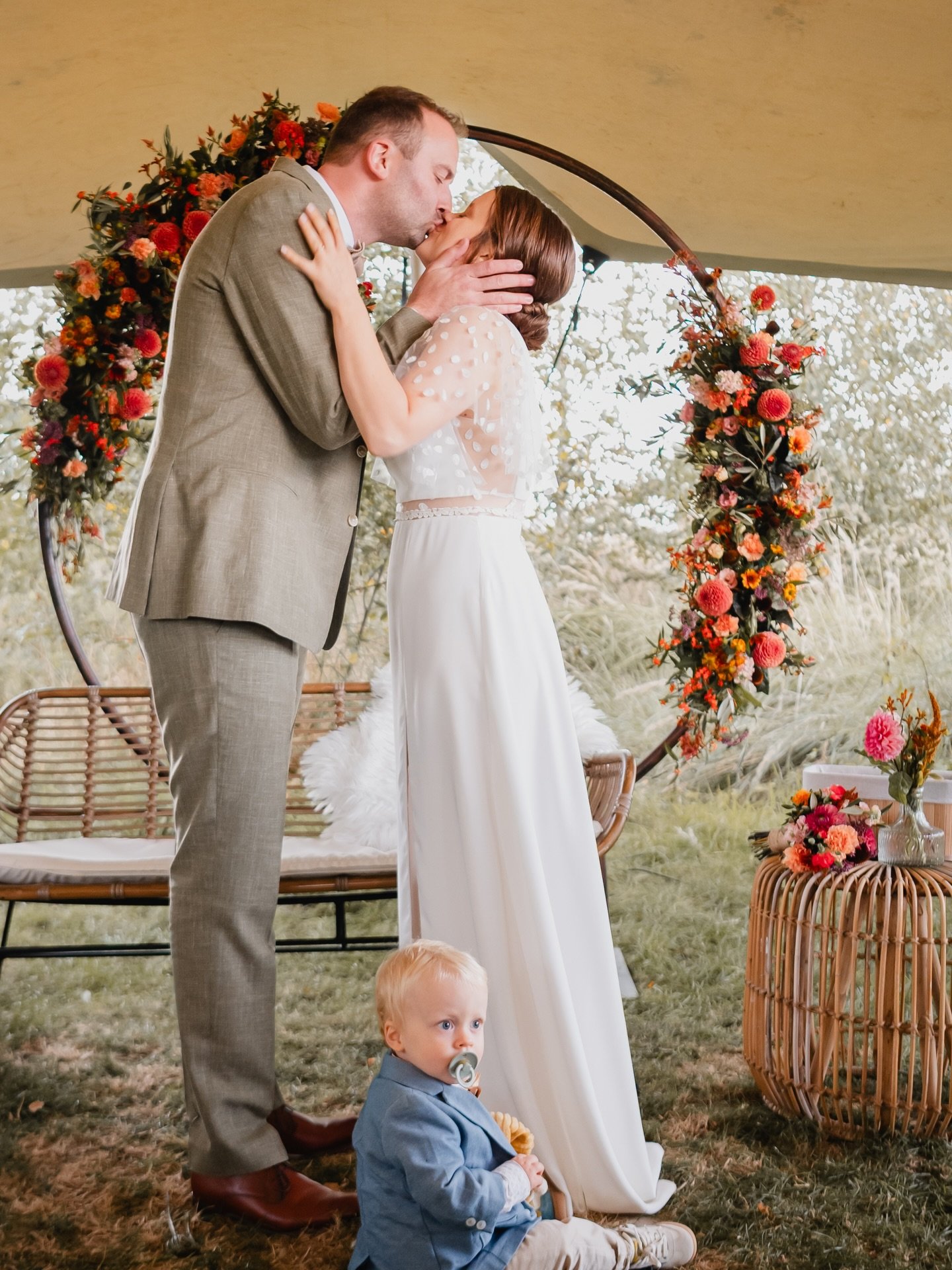 Als je &eacute;&eacute;n moment mocht herbeleven van jullie trouwdag, welk zou dat zijn?