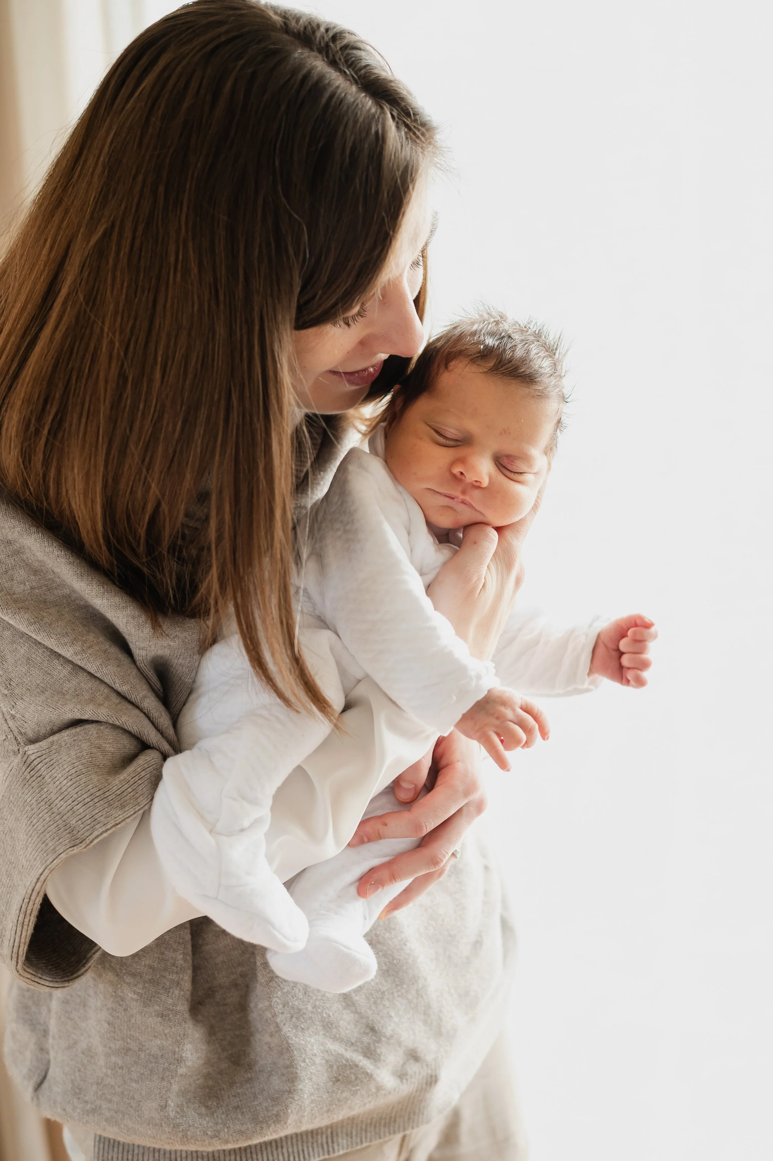 Baby newbornshoot thuis in jouw cocon, mooi momenten voor altijd vastgelegd, herinneringen om te koesteren