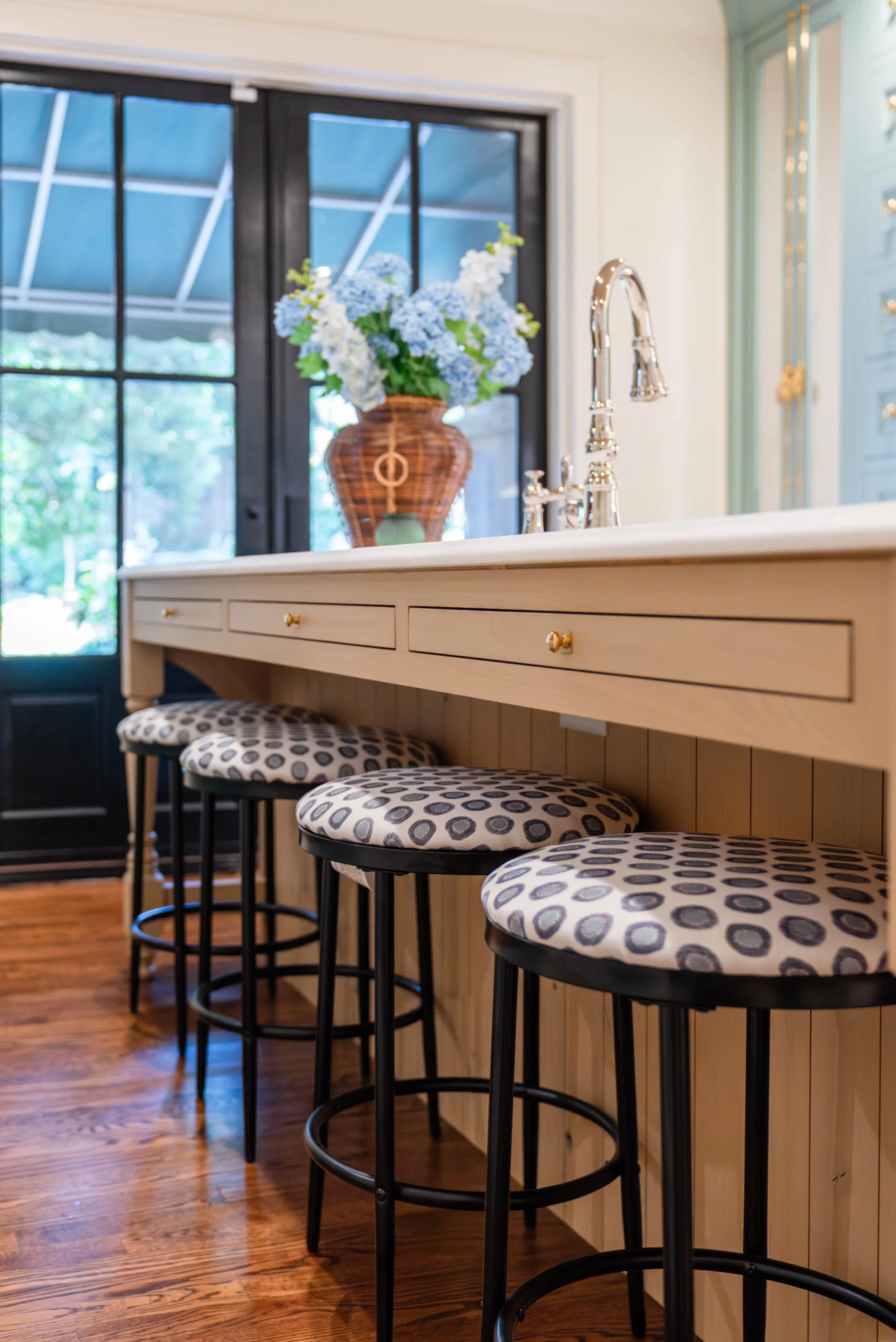 Colorful Traditional Farmhouse Kitchen Remodel by Cookeville Kitchen Sales project photo 15