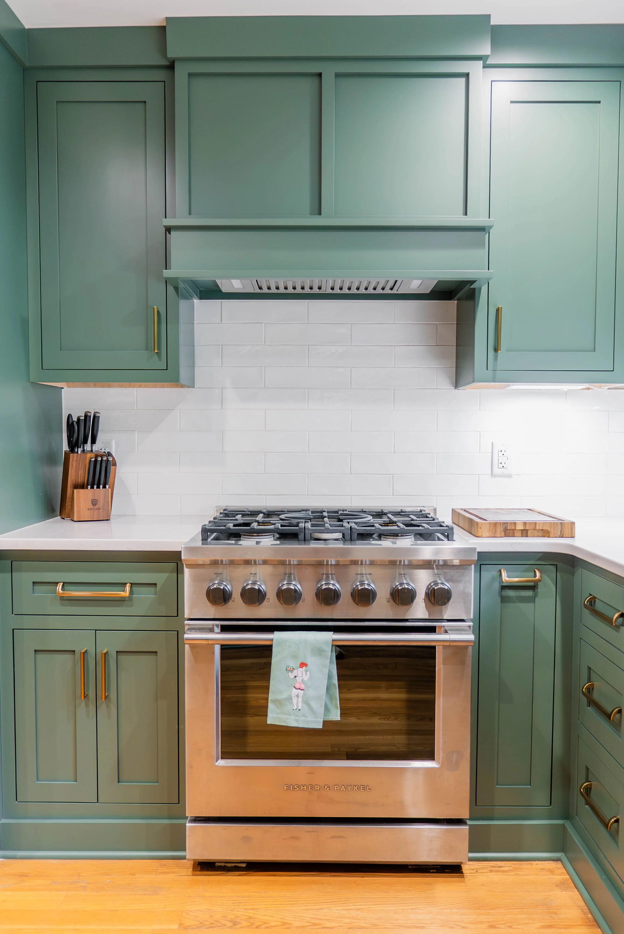 Traditional Farmhouse Kitchen Remodel by Cookeville Kitchen Sales project photo 10