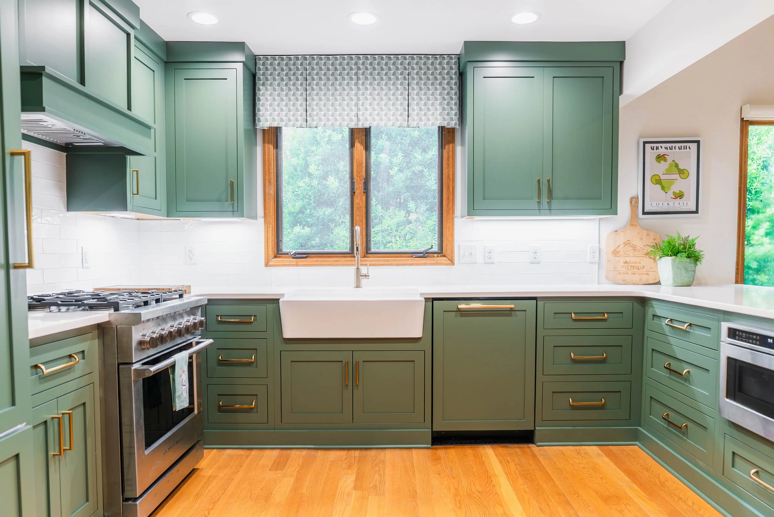 Traditional Farmhouse Kitchen Remodel by Cookeville Kitchen Sales project photo 9