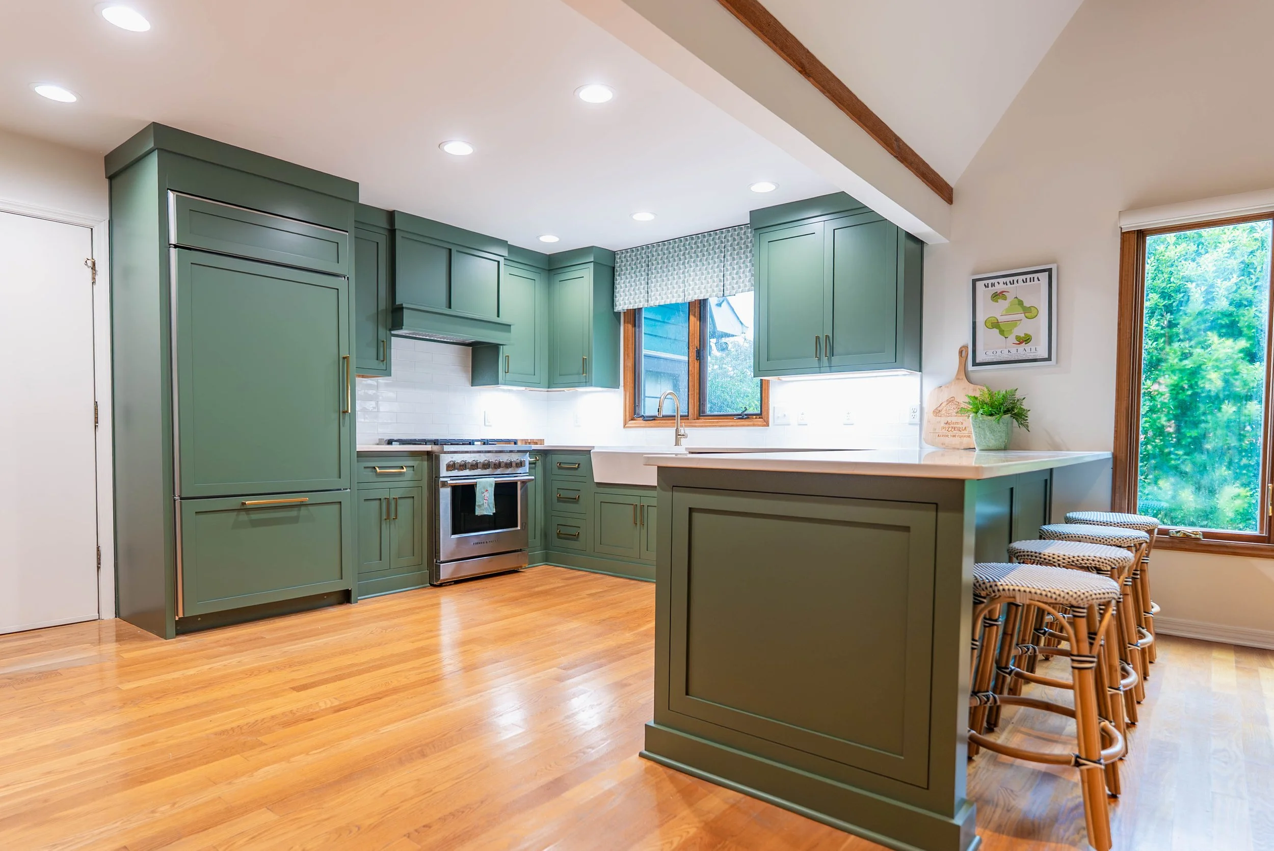 Traditional Farmhouse Kitchen Remodel by Cookeville Kitchen Sales project photo 5