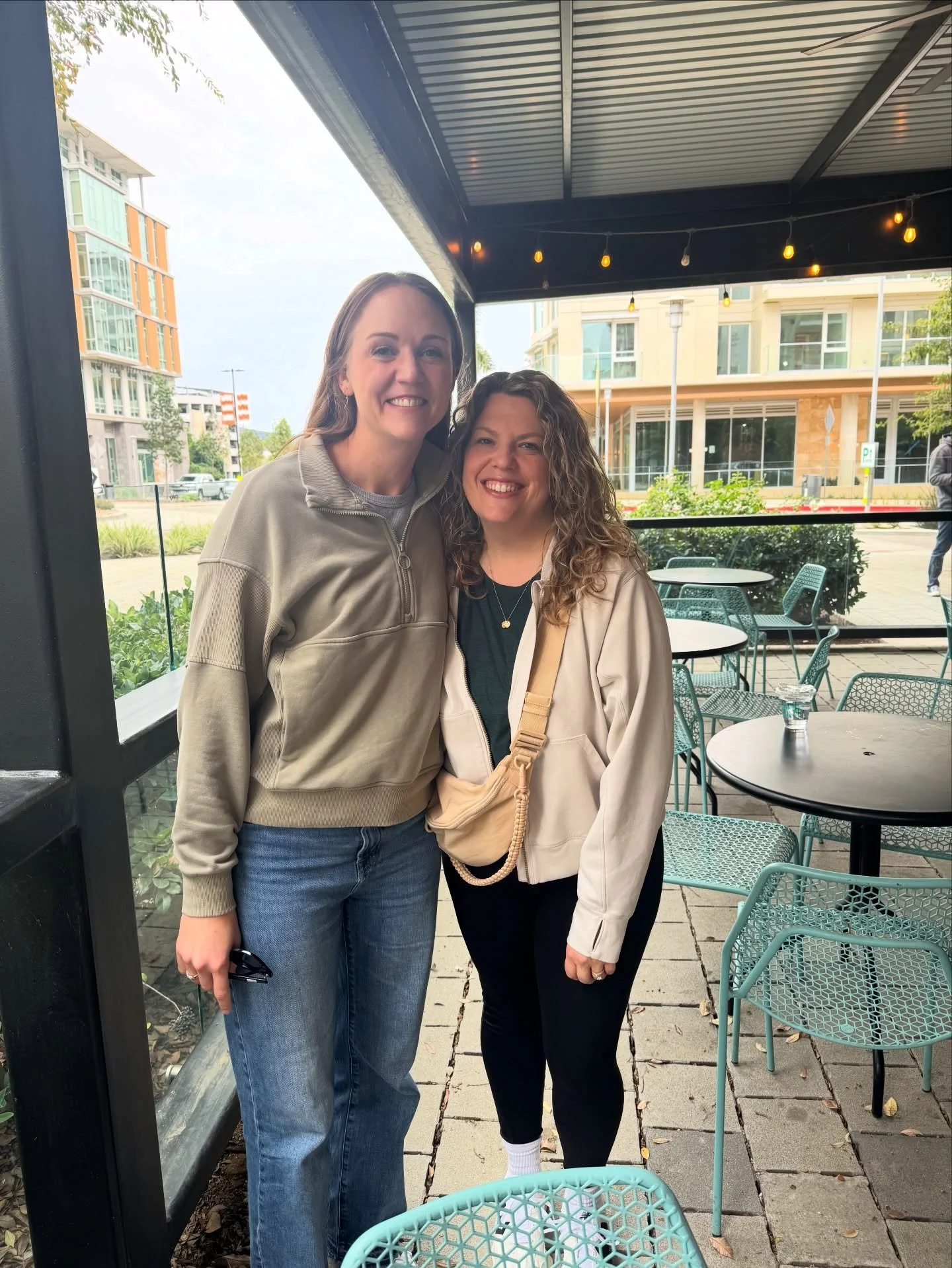 Was so amazing to meet @jodicarr22 IRL in CA! 🤗💗

She&rsquo;s an amazing mom doing alllll of the hard things to advocate for her kids and for all kids! She&rsquo;s worked tirelessly to make school technology safer and was a fearless leader of @smar