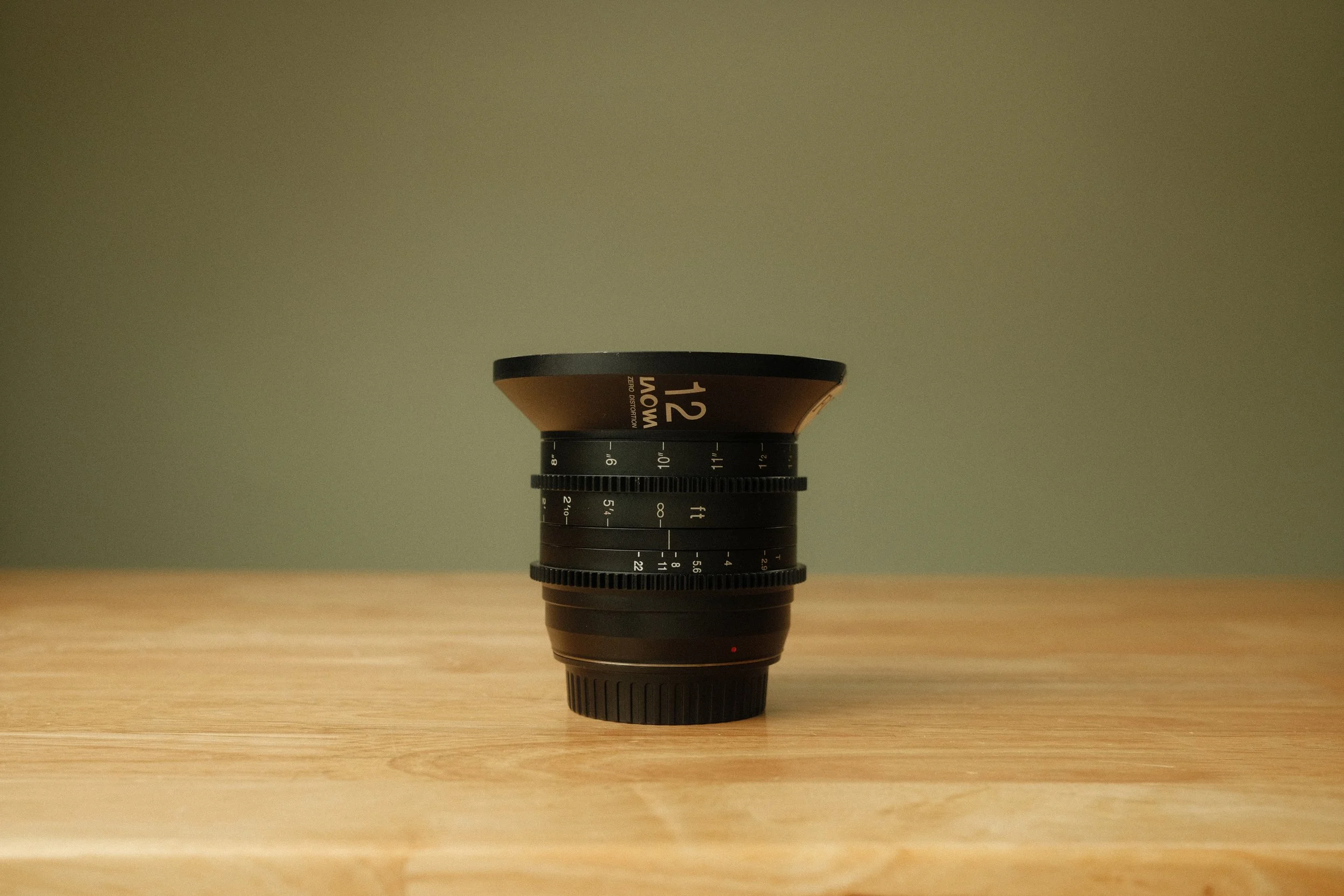 Lawoa 12mm (EF) $75/day