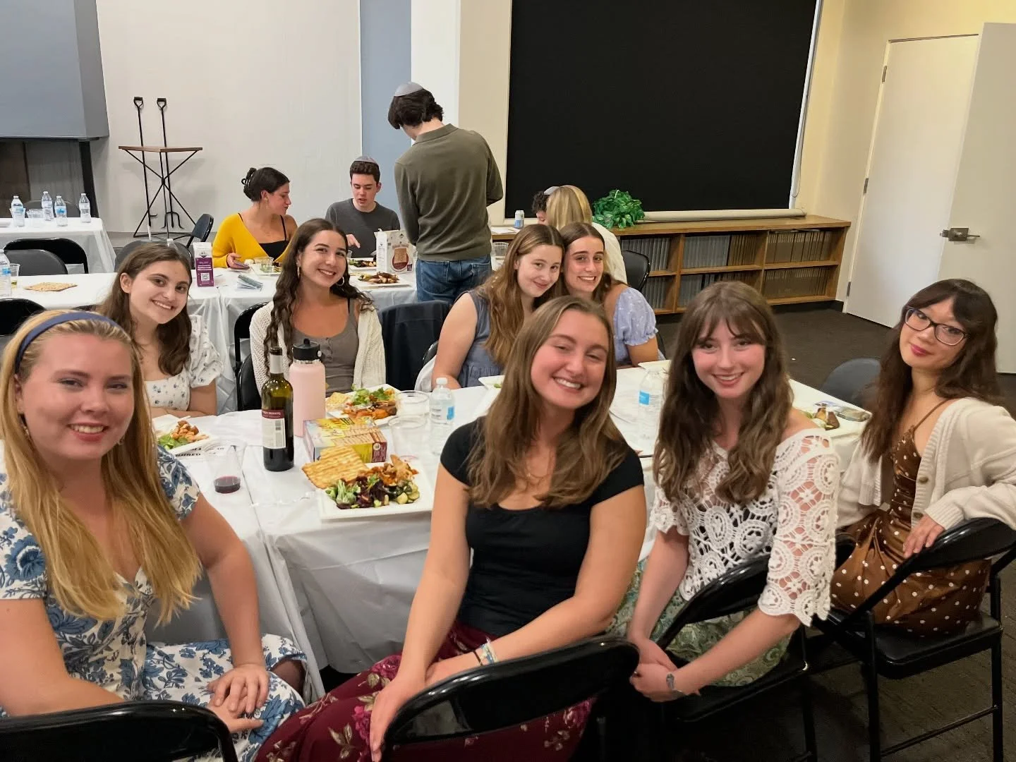 Passover Shabbat Recap 🫓🍷

We gathered for a special evening bringing together Shabbat and Passover.

So grateful for this community and the chance to celebrate together 🤍 

#PassoverShabbat #ShabbatDinner #JewishCampusLife #ClaremontColleges #Hil