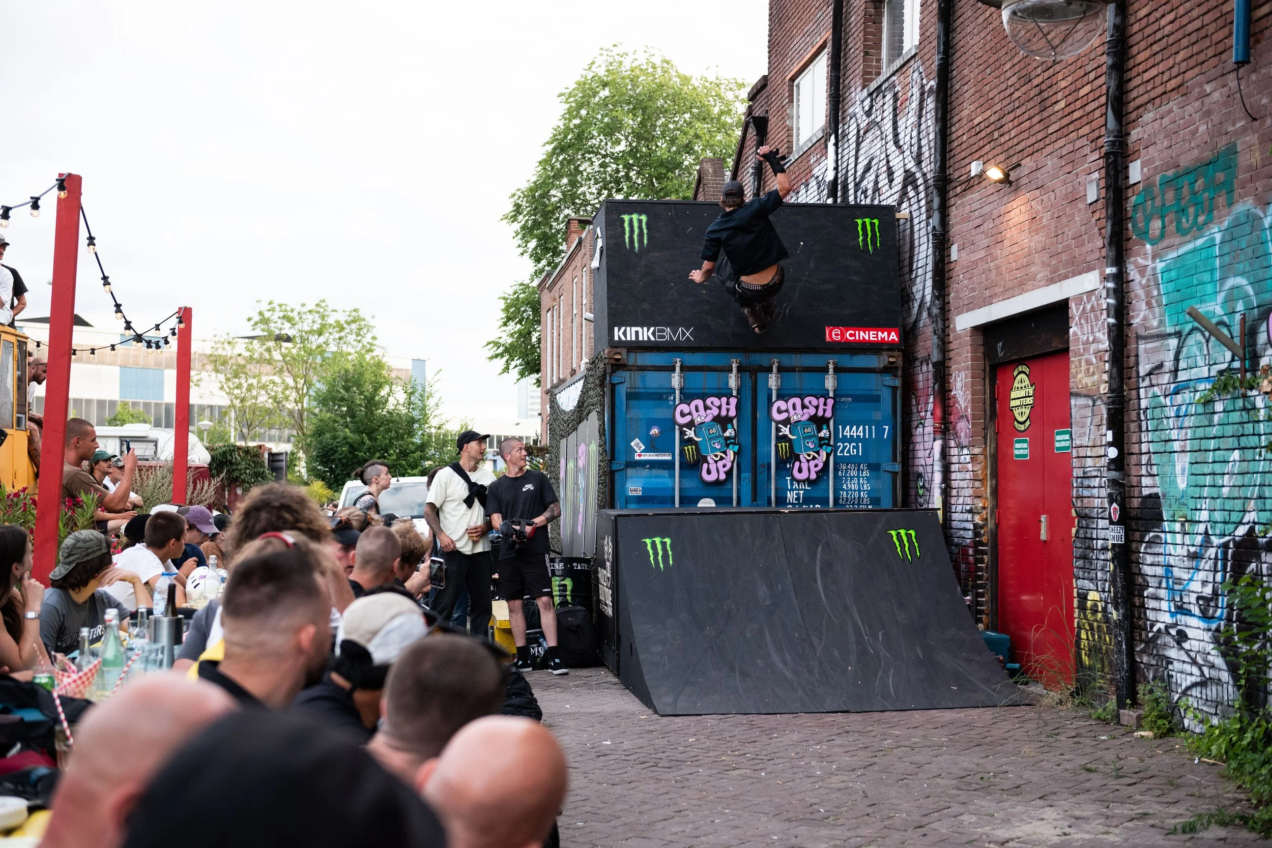 MayheminAmsterdam2025-hannahstienstra-109.jpg