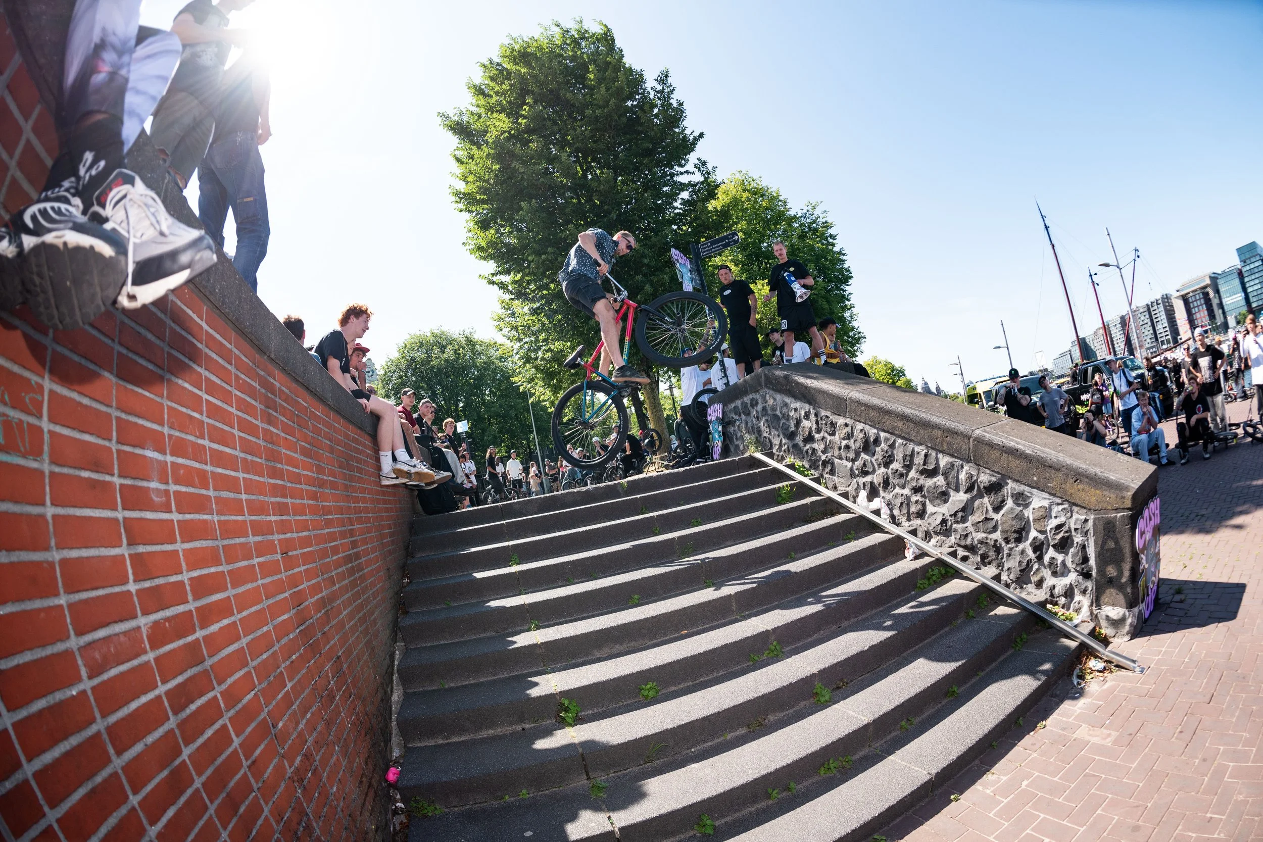 MayheminAmsterdam2025-hannahstienstra-30.jpg