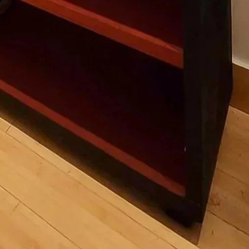 SHOE BENCH