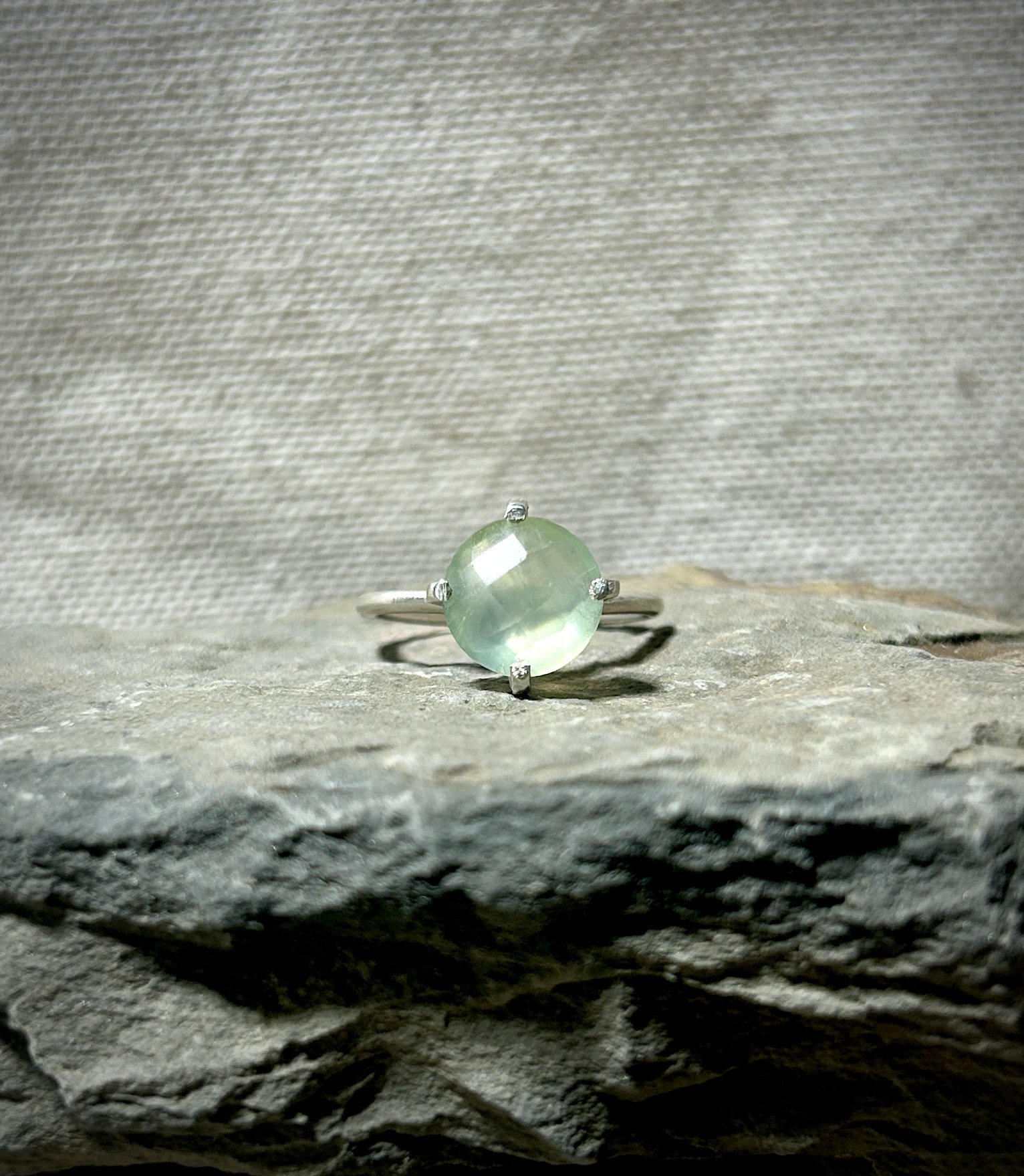 Prehnite Prong
