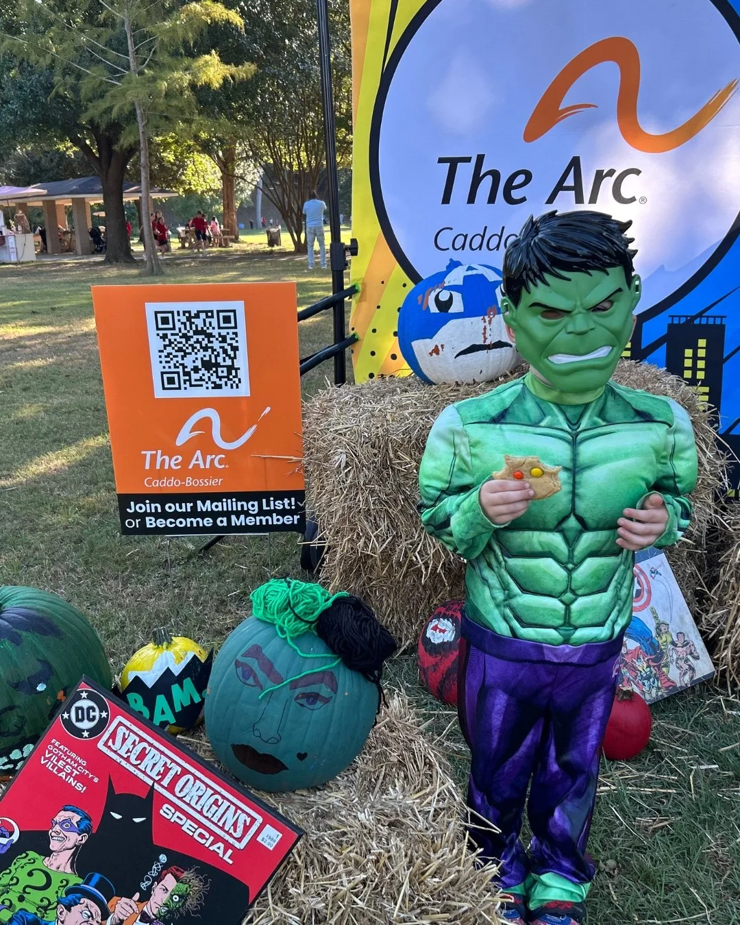 Thank you to everyone who stopped by our booth at Pumpkin Shine on Line last night! We had such a fun time saving the day at our Superhero Showdown themed booth decorated by our Goldman students and Conly Day Program participants.🦸 
We would like t