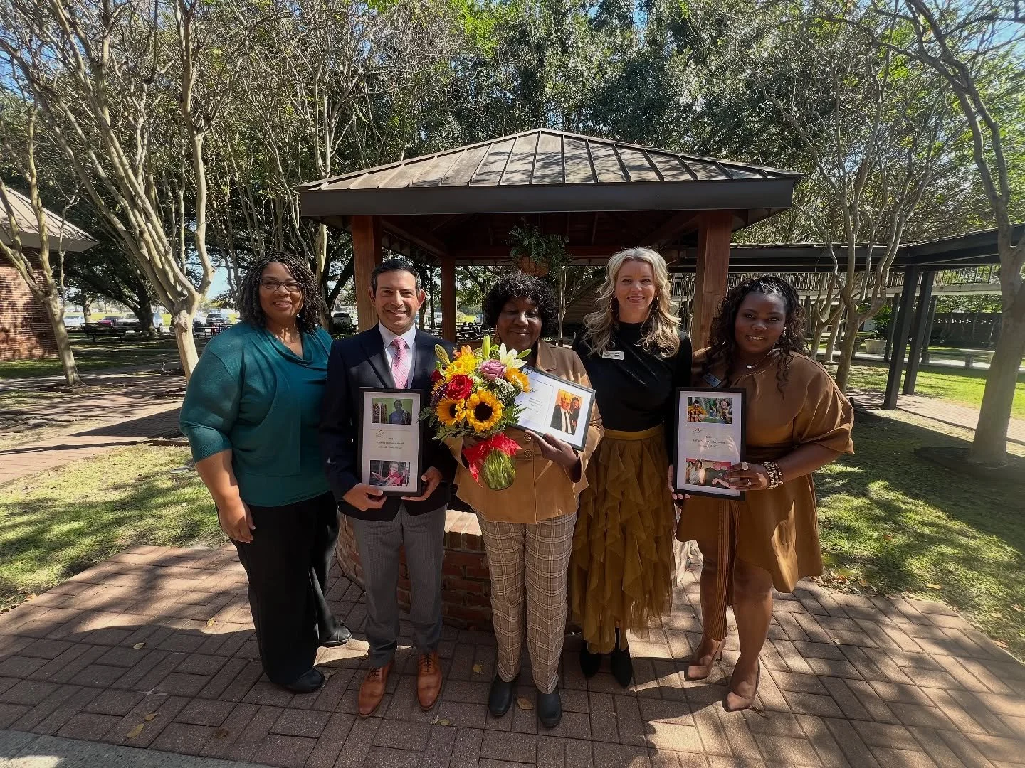 We’re celebrating big today! 🧡💛
Charlene Edwards was named our DSP of the Year after 40 years with The Arc Caddo-Bossier.
Barb McManus earned Volunteer of the Year for 15 amazing years with our GREAT Program.
Plus, we received the Chapter Inn
