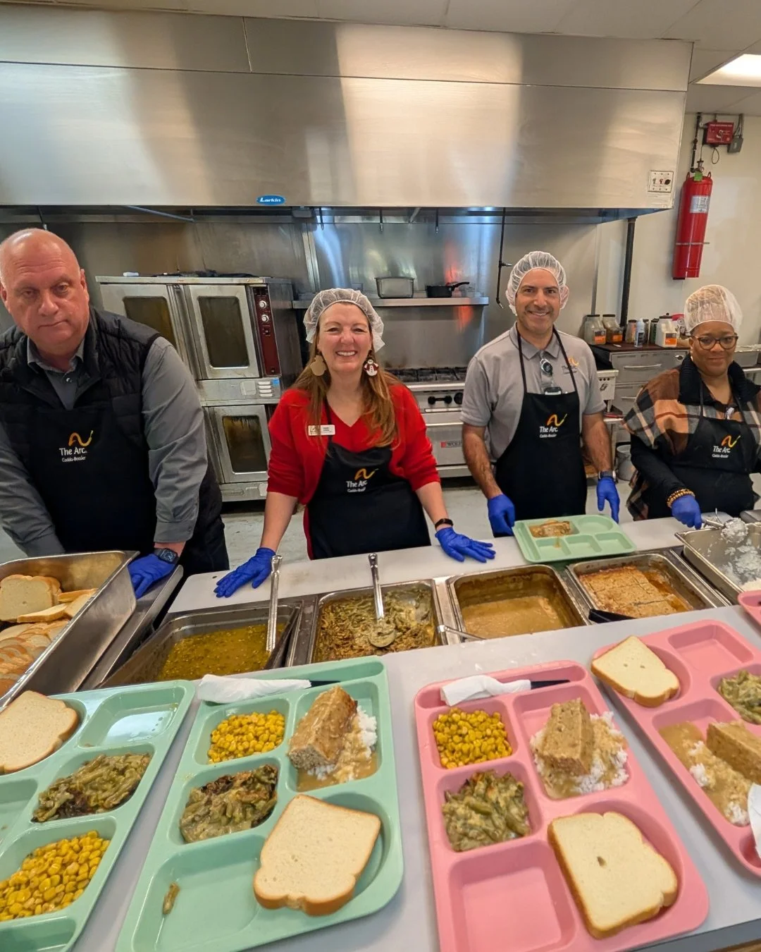 Members of our leadership and management team volunteered with Christian Services today by making plates, serving meals, and passing out toiletry bags! Our Community Life Engagement (CLE) groups regularly volunteer with them!🧡💛 #volunteering #volun