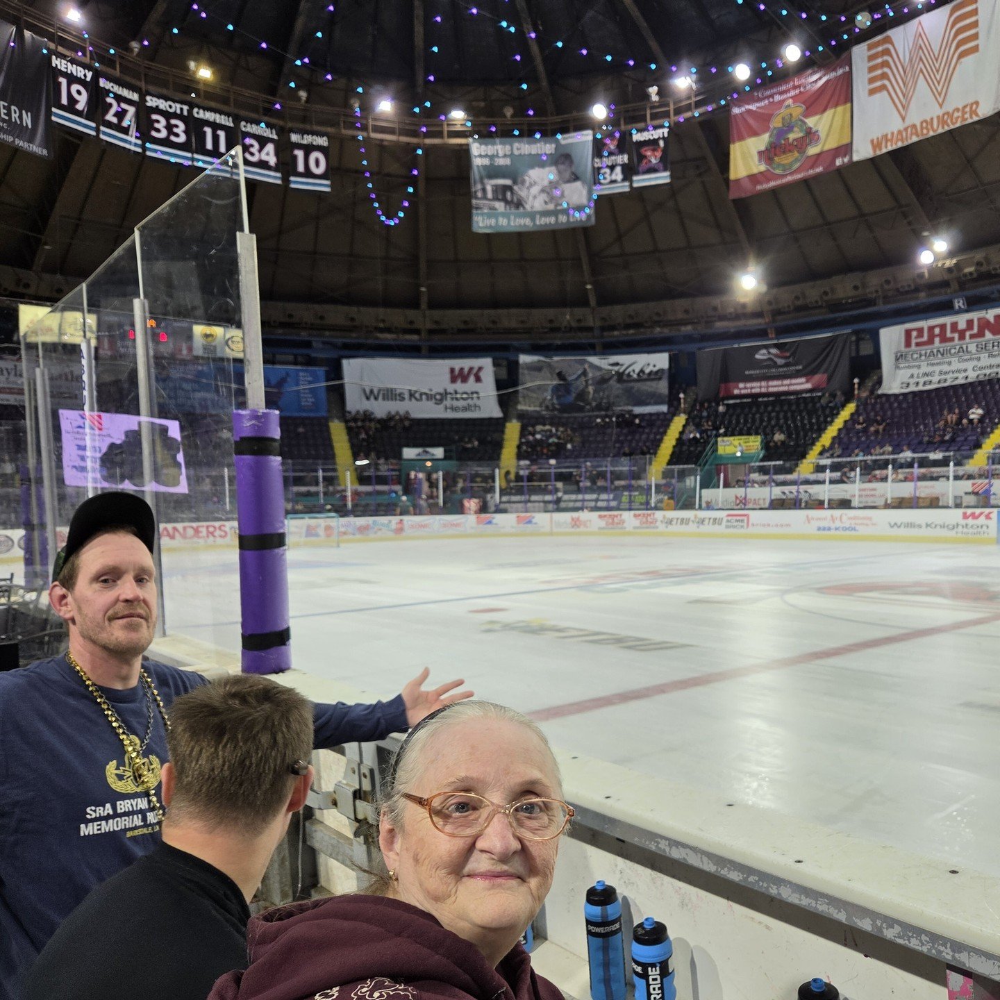 "Wheel, snipe, celly!" This weekend The Arc Caddo-Bossier's CLE (Community Life Engagement) team hit the ice with the Shreveport Mudbugs.  This isn't our first time either.  We love to see our team faceoff on the rink.  Thank's to The Mudbu