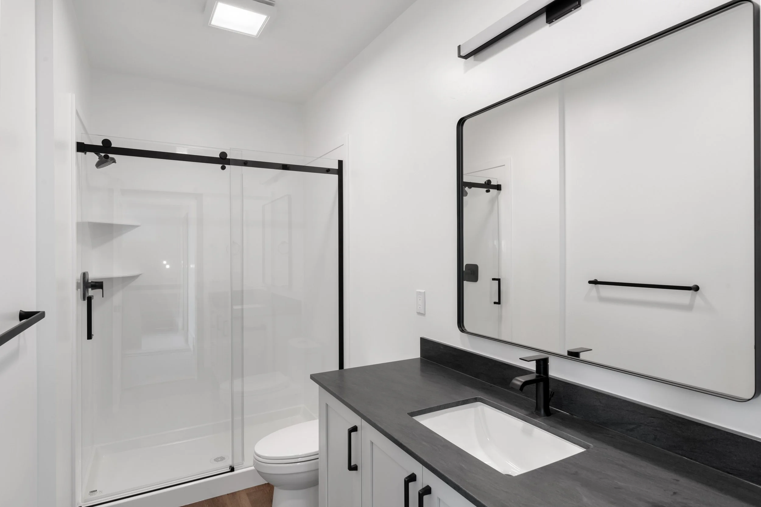 33 12 Country Bear Circle.jpg