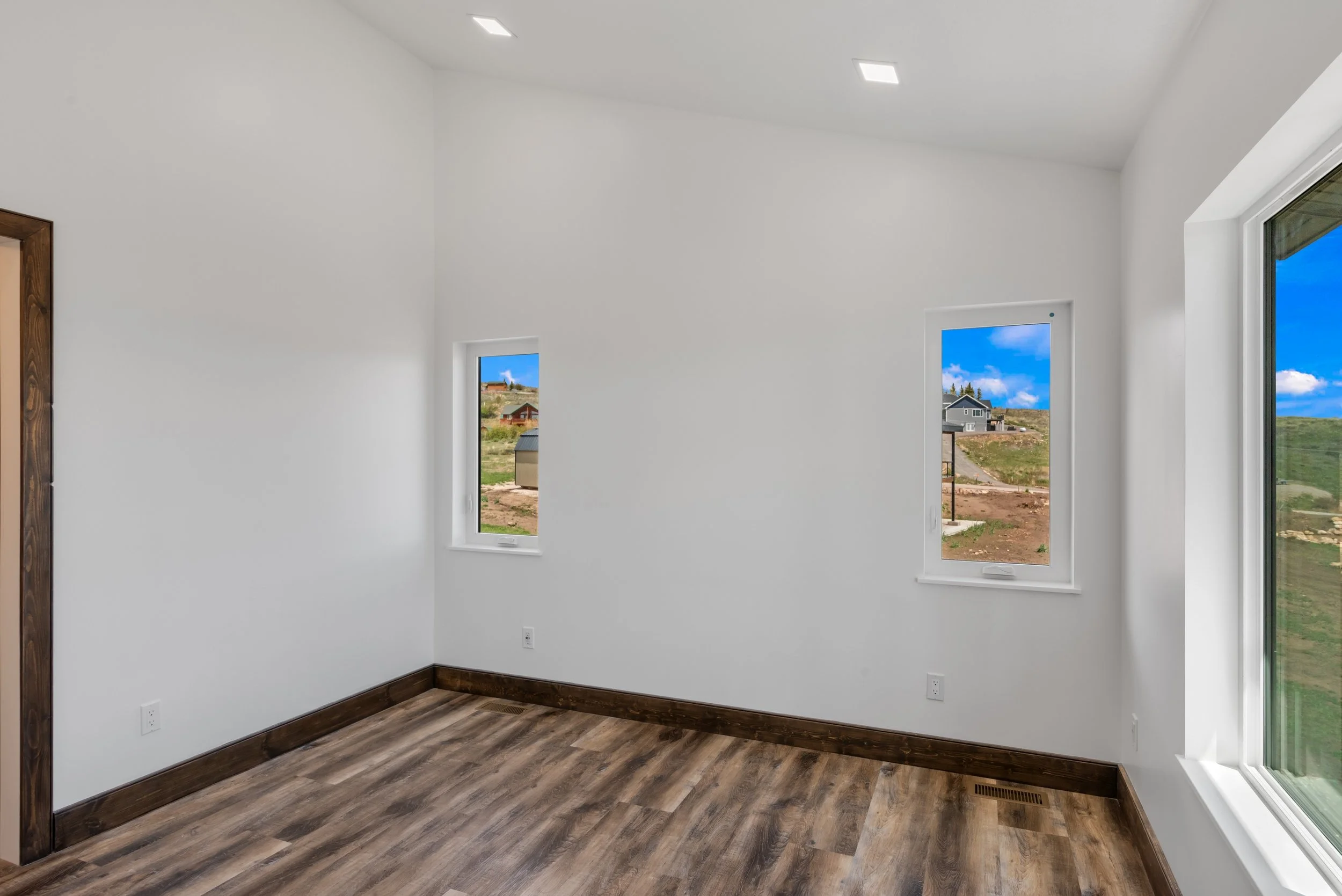 23 12 Country Bear Circle.jpg