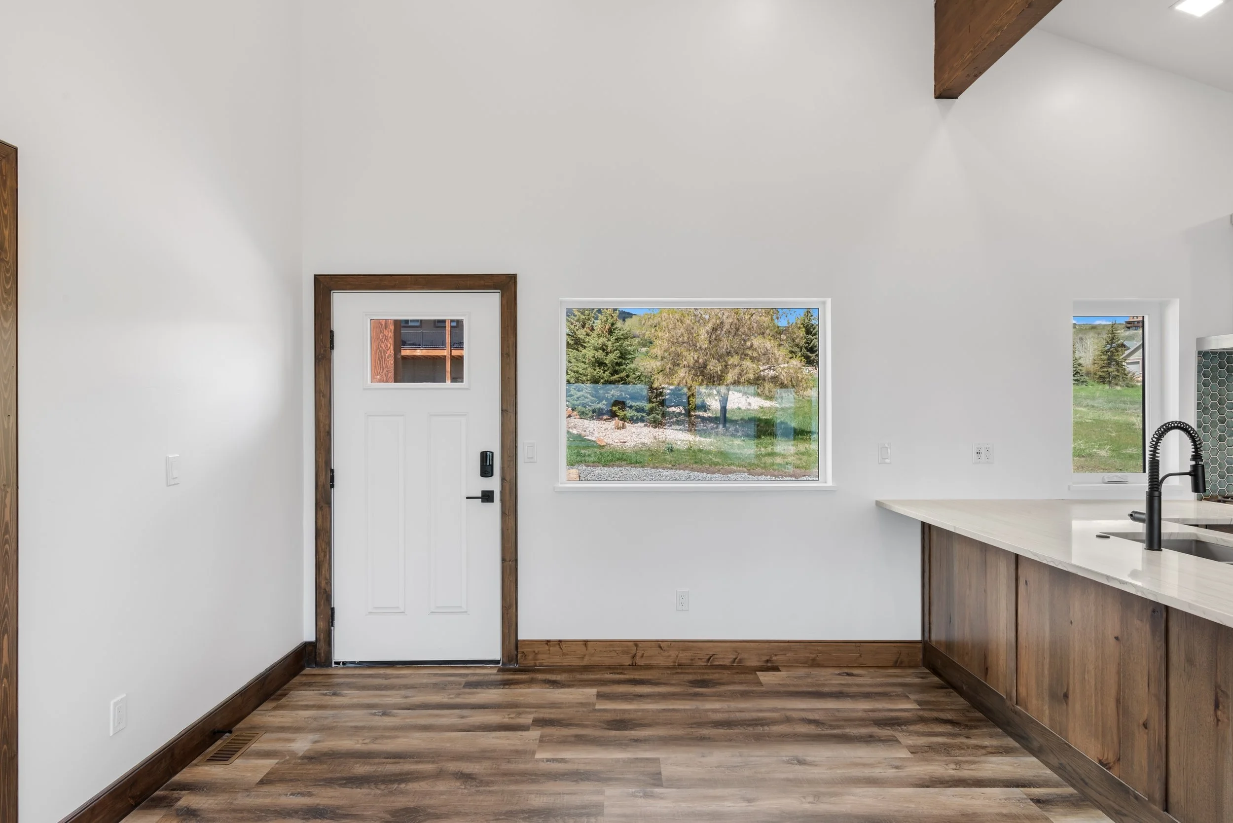 07 12 Country Bear Circle.jpg