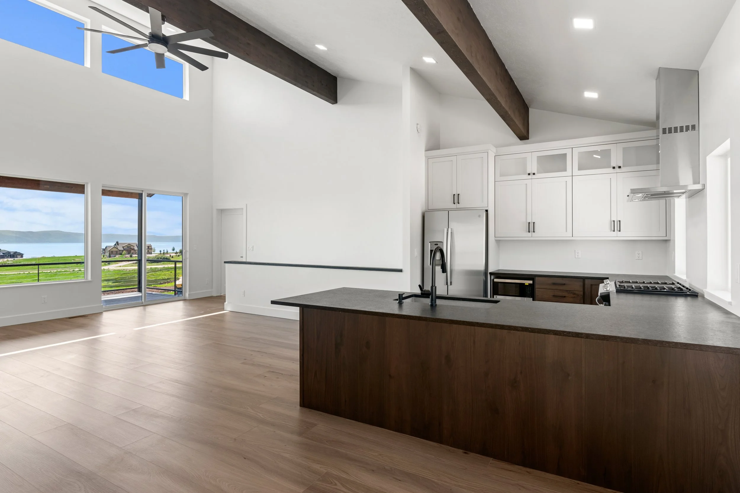 05 717 Loveland Ln.jpg