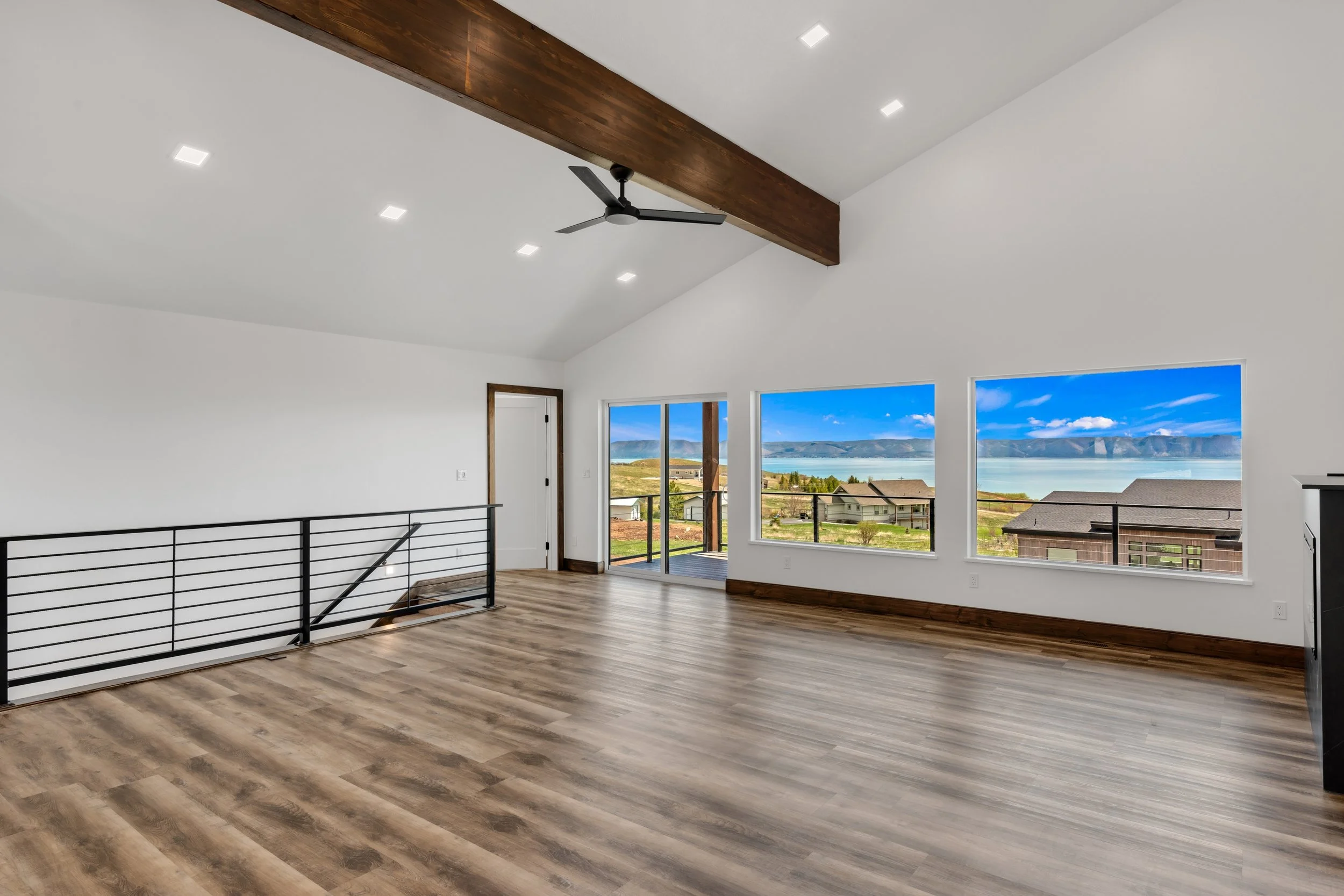 15 12 Country Bear Circle.jpg