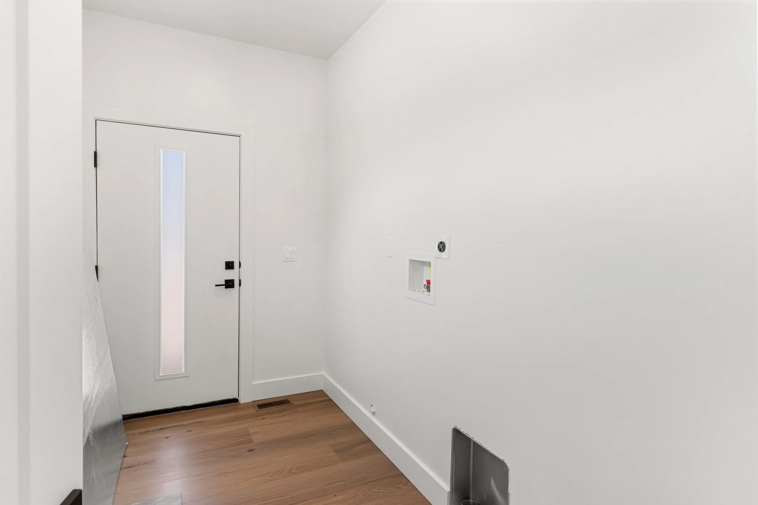 24 717 Loveland Ln.jpg