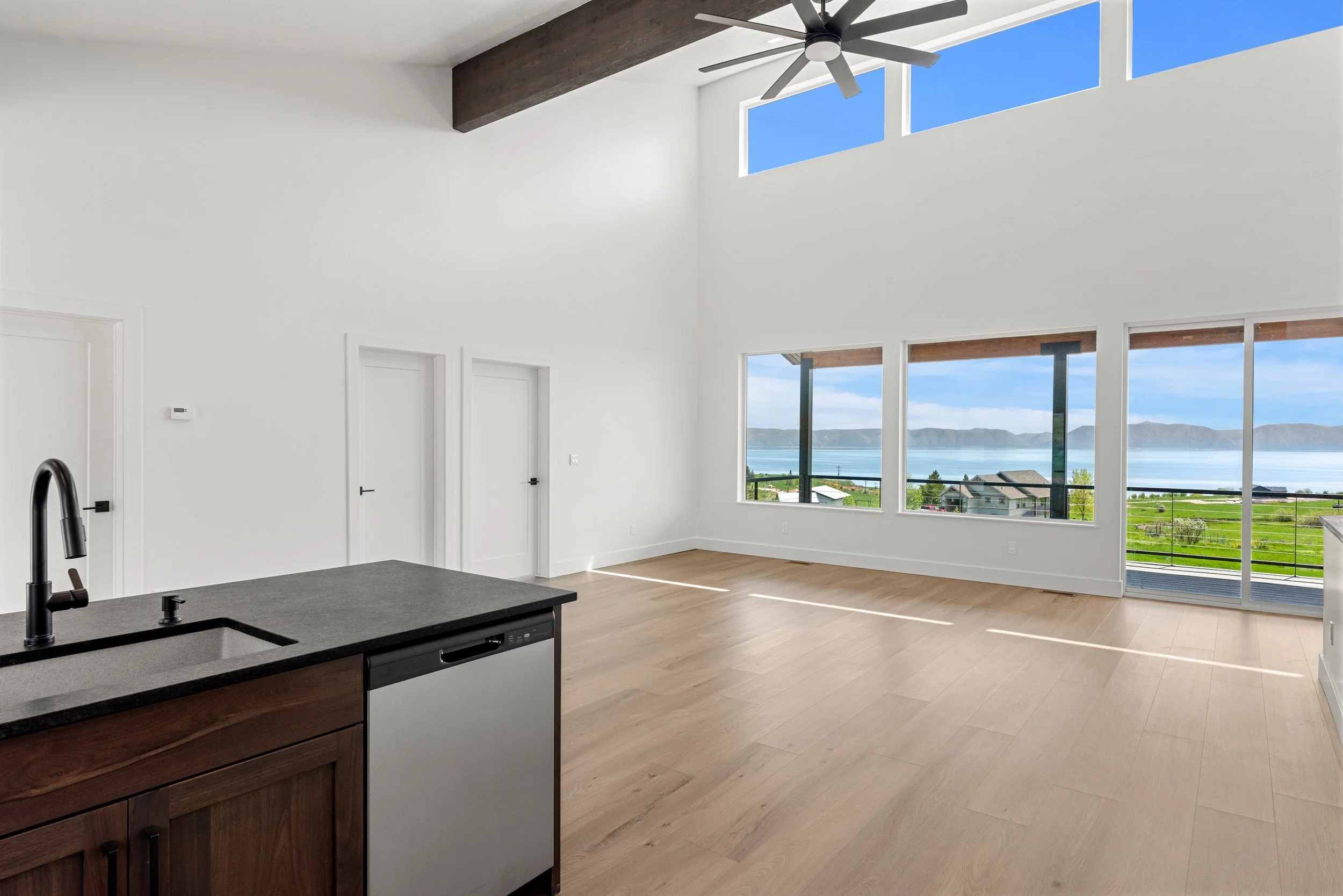 10 717 Loveland Ln.jpg