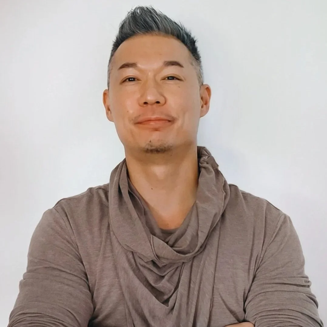 Johnny Le's headshot photo