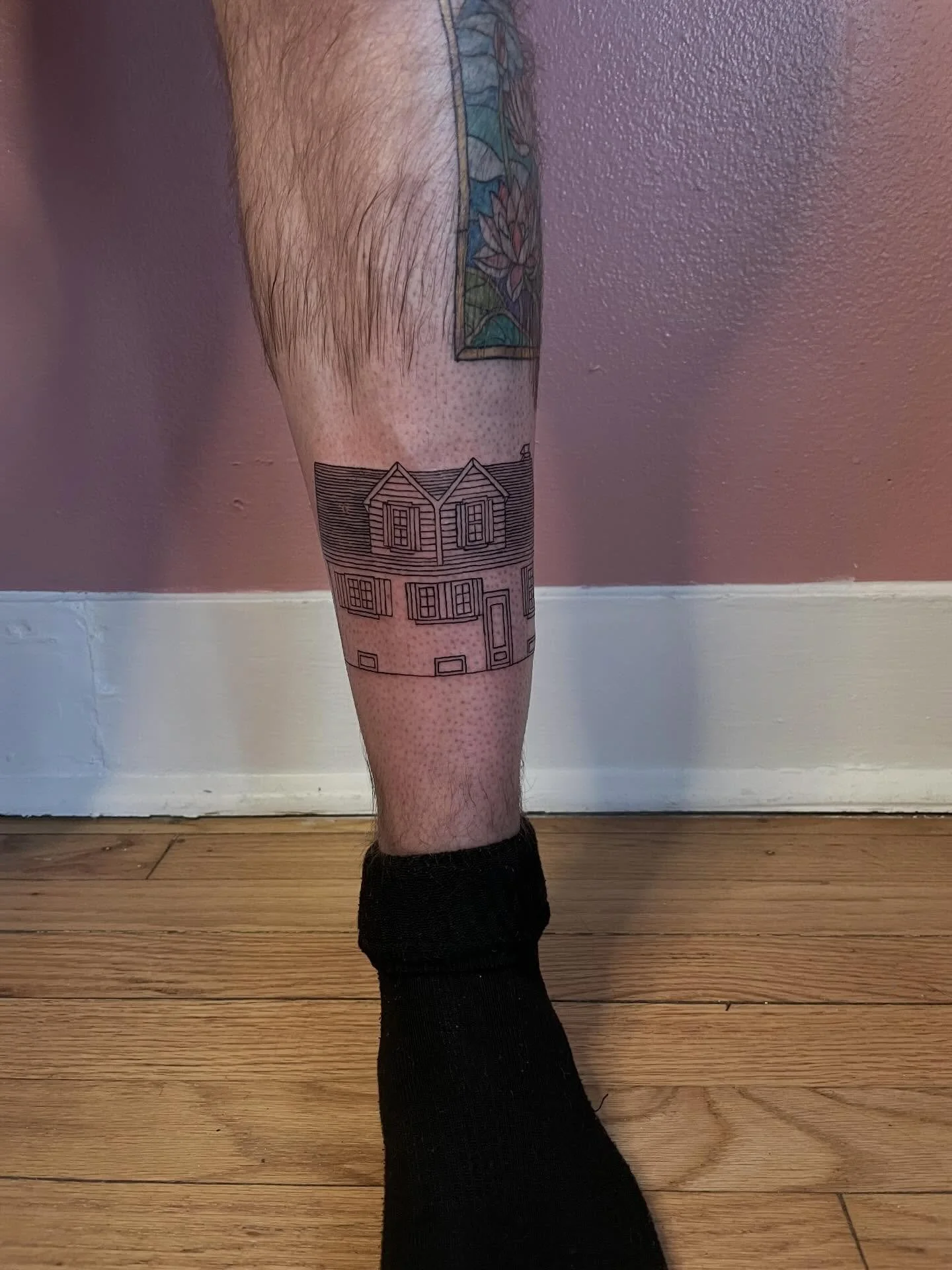 love how this house came together for jonathan 💖🏠
.
.
.
#tattoo #housetattoo #milwaukeetattoo