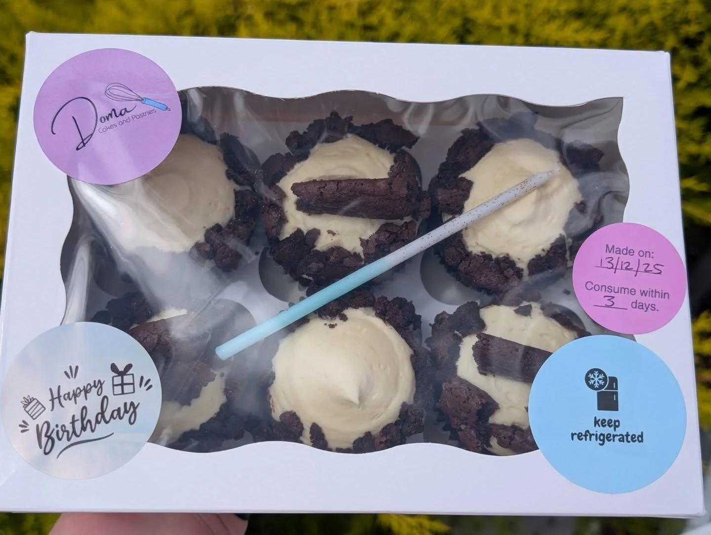 Hey there. I'll be adding these to my menu soon (located at domabakes.com.au). A 6 pack of birthday cupcakes. It will come with a candle and a happy birthday sticker (which can be personalised with a name). I wanted to give those that don't want a wh