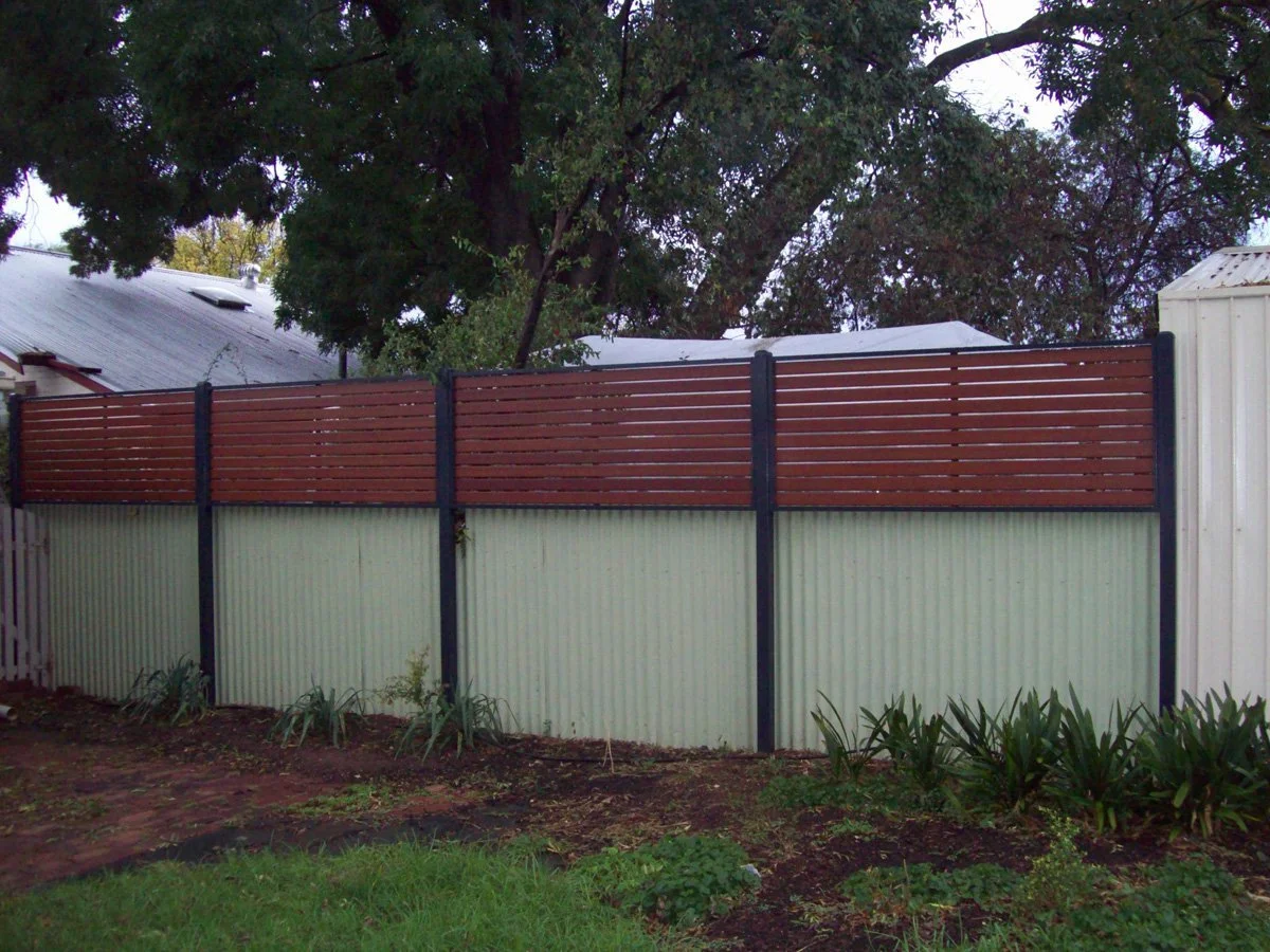 Aluminium-slat-screen-2.jpg