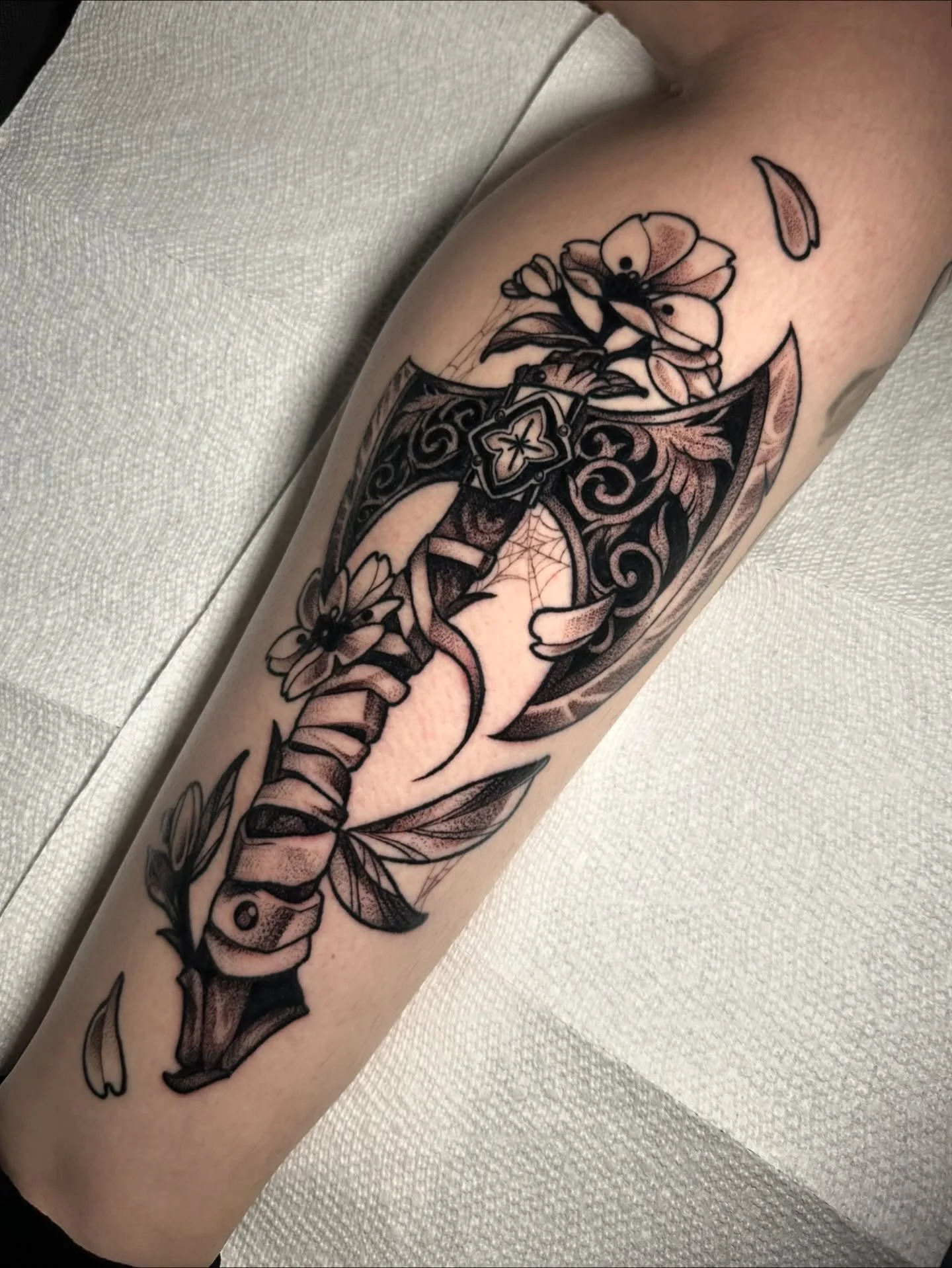 ⛏️ Battle Axe ⛏️

From a couple weeks back for one of my favorite clients!