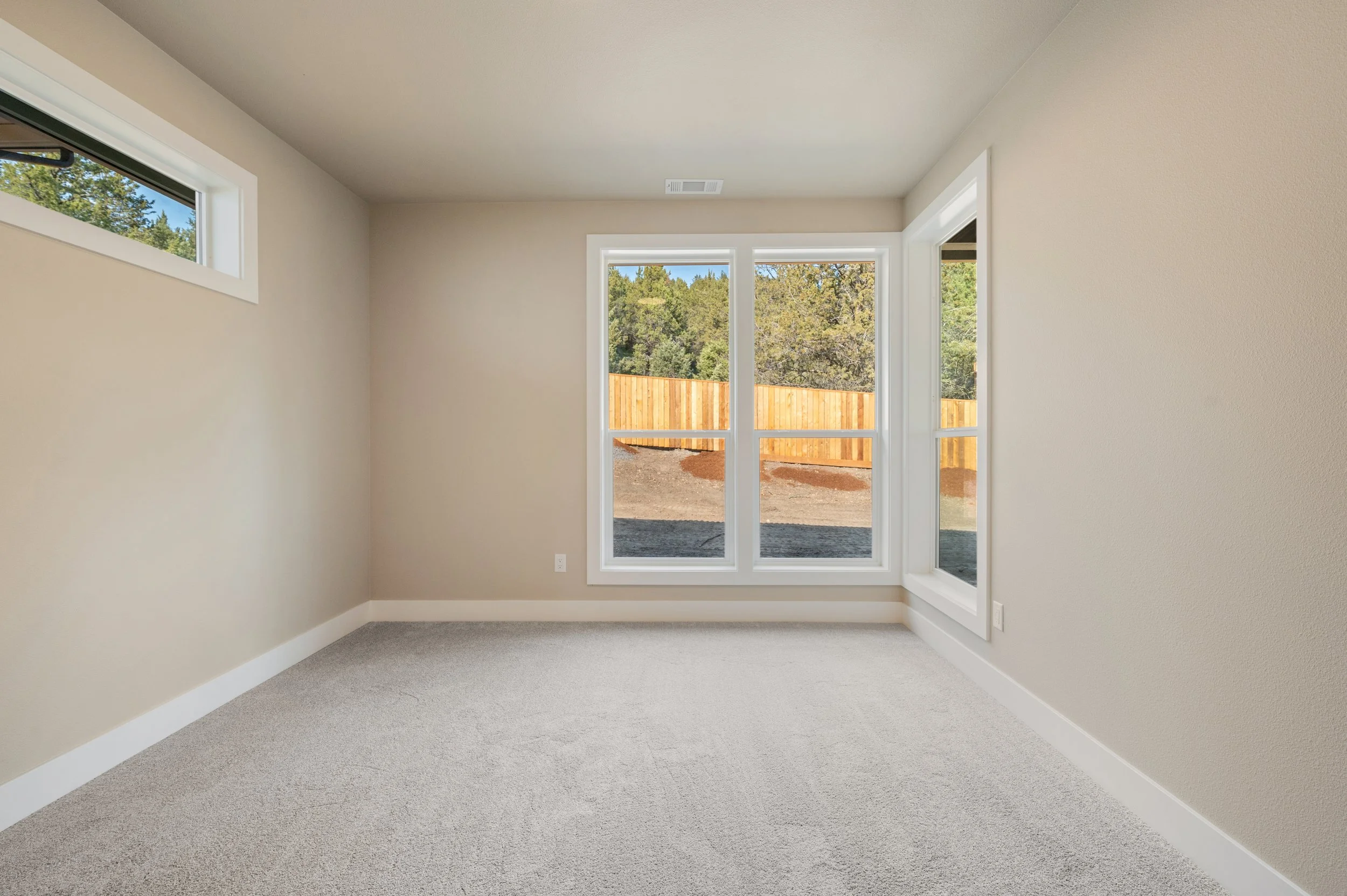 bedroom A_1125sf_RealSavi_KlamathFalls_newbuild.jpg