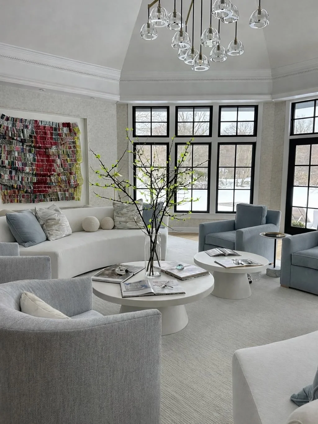 How it Ended Versus how it Started #interiordesign #transitionalstyle #greenwichdesign #greenwichinteriordesign #nuetralstyle @ashleykammererdesigns