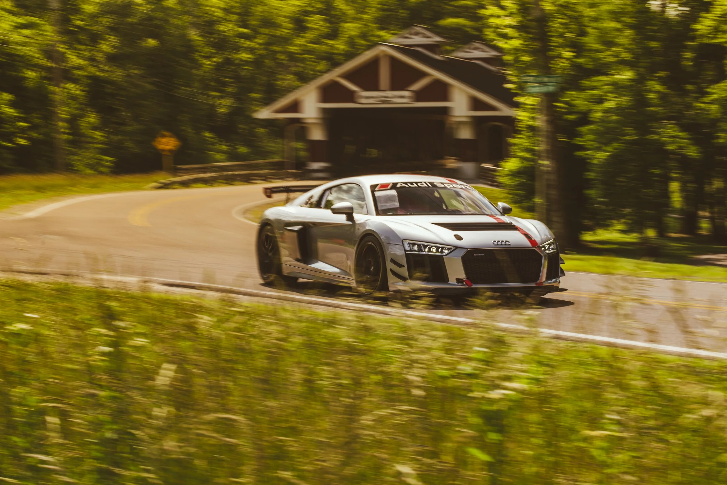 Kettler_Motorsport_Audi_R8_GT4-6.jpeg