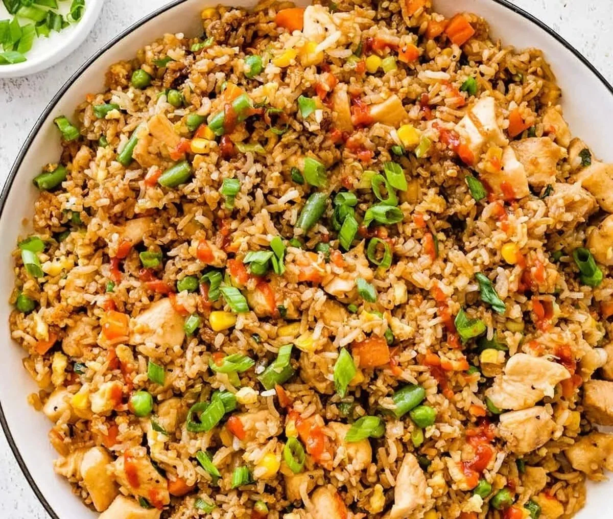 🥢🍚 Protein-Packed Chicken Fried Rice Bowl