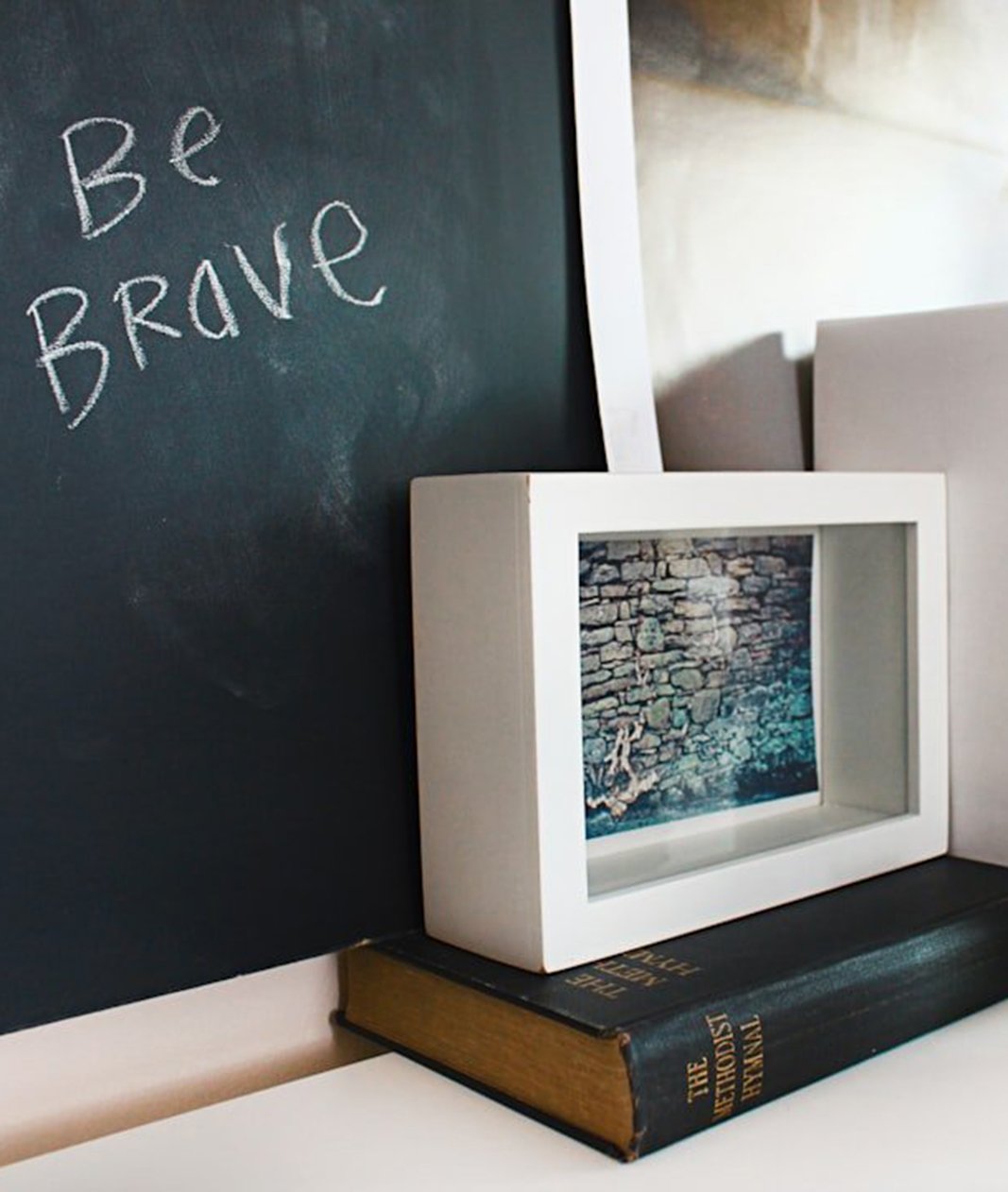 image of a chalkboard with the words "be brave"