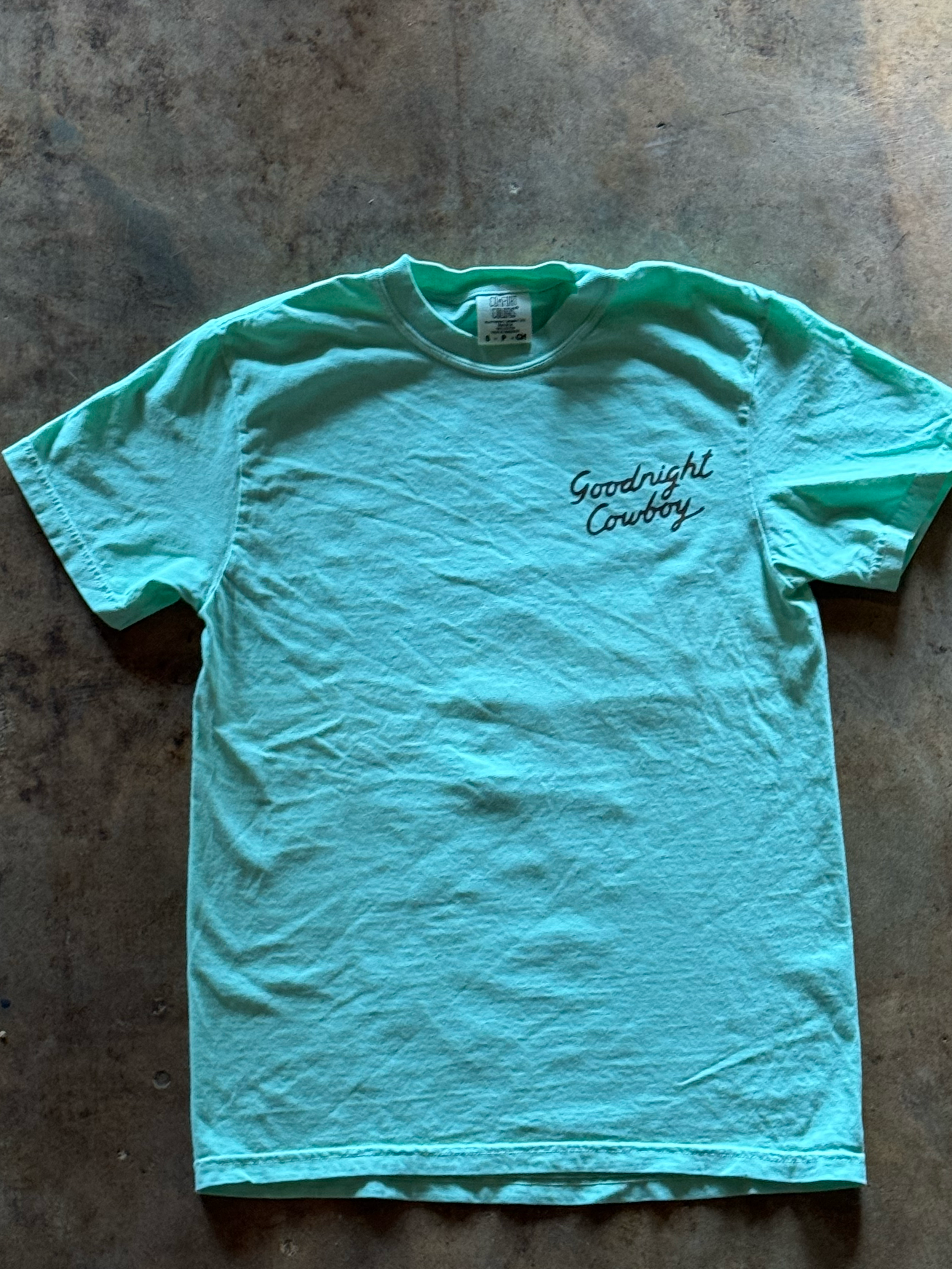 Blue shirt front.png
