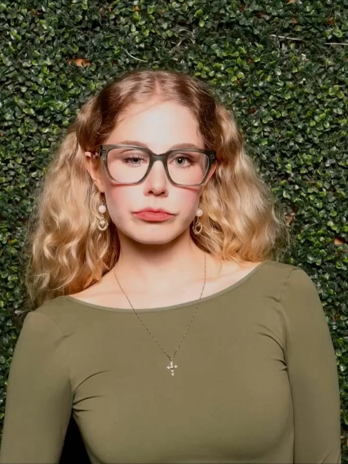 we don&rsquo;t need drinks to serve fame-level camera confidence 💋