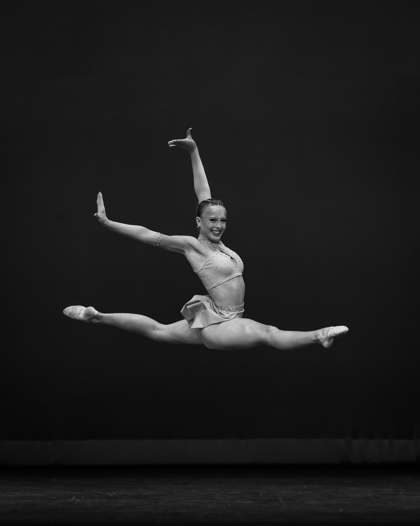 HAPPY INTERNATIONAL DANCE DAY 🪩