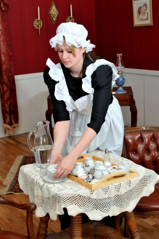 Prod_Angel Street_4.jpg