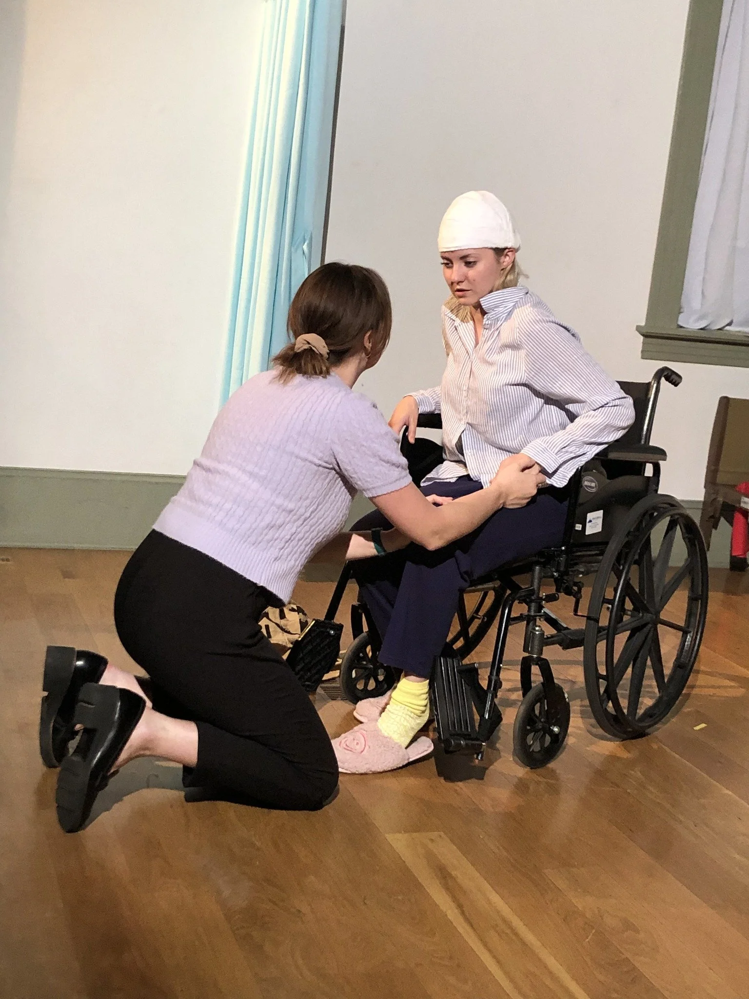 Prod_Stop Kiss_7.jpg