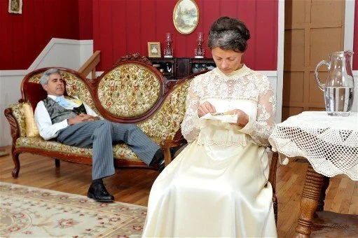 Prod_Angel Street_1.jpg