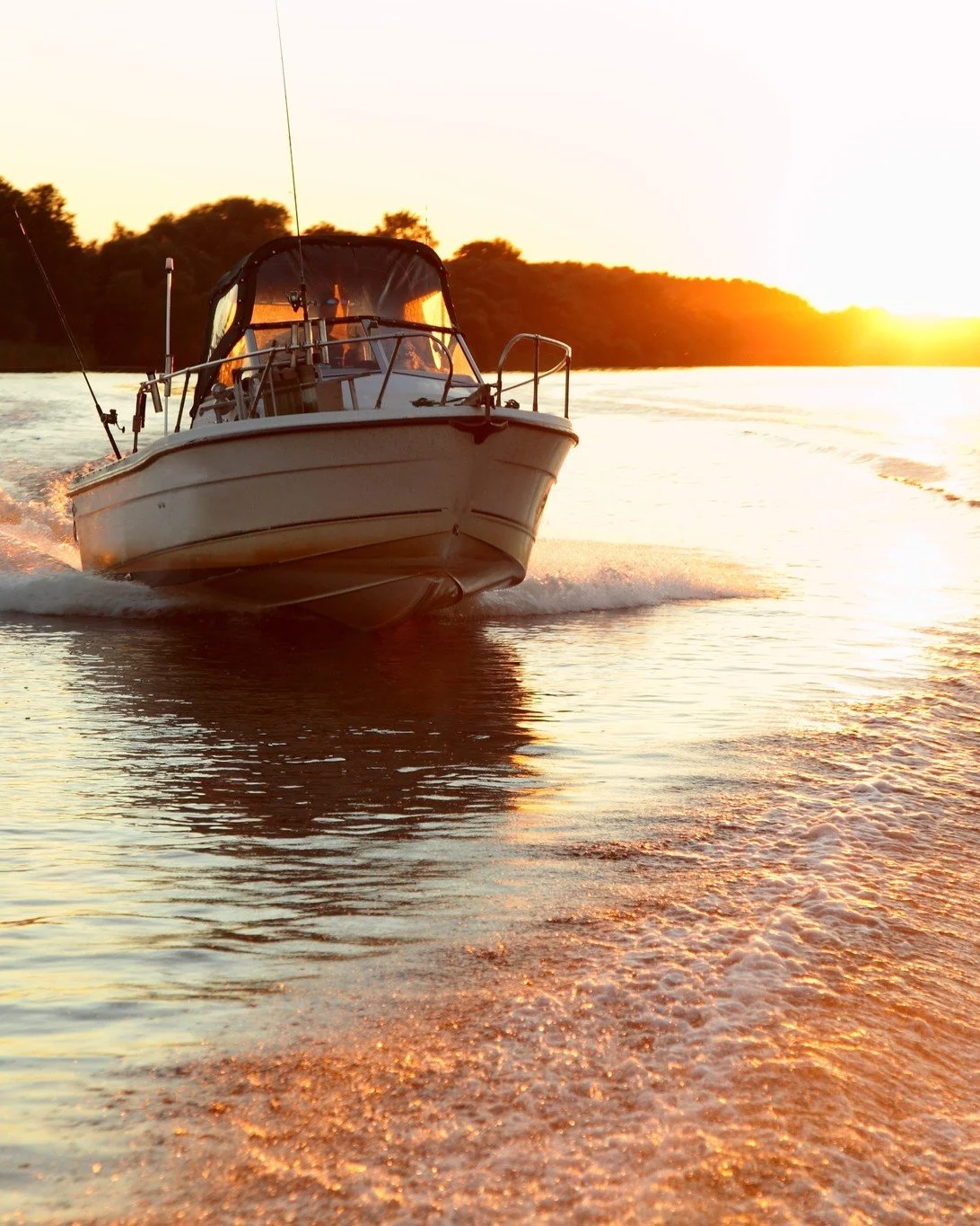 Life on the Water: Tips 
Before you launch, run a quick pre-departure check: fuel, battery, safety gear, radio, and weather. A five-minute checklist can save your whole day.
#perthboatshow #perthboating #perthlifestyle #perthboats #perthfishing #pert
