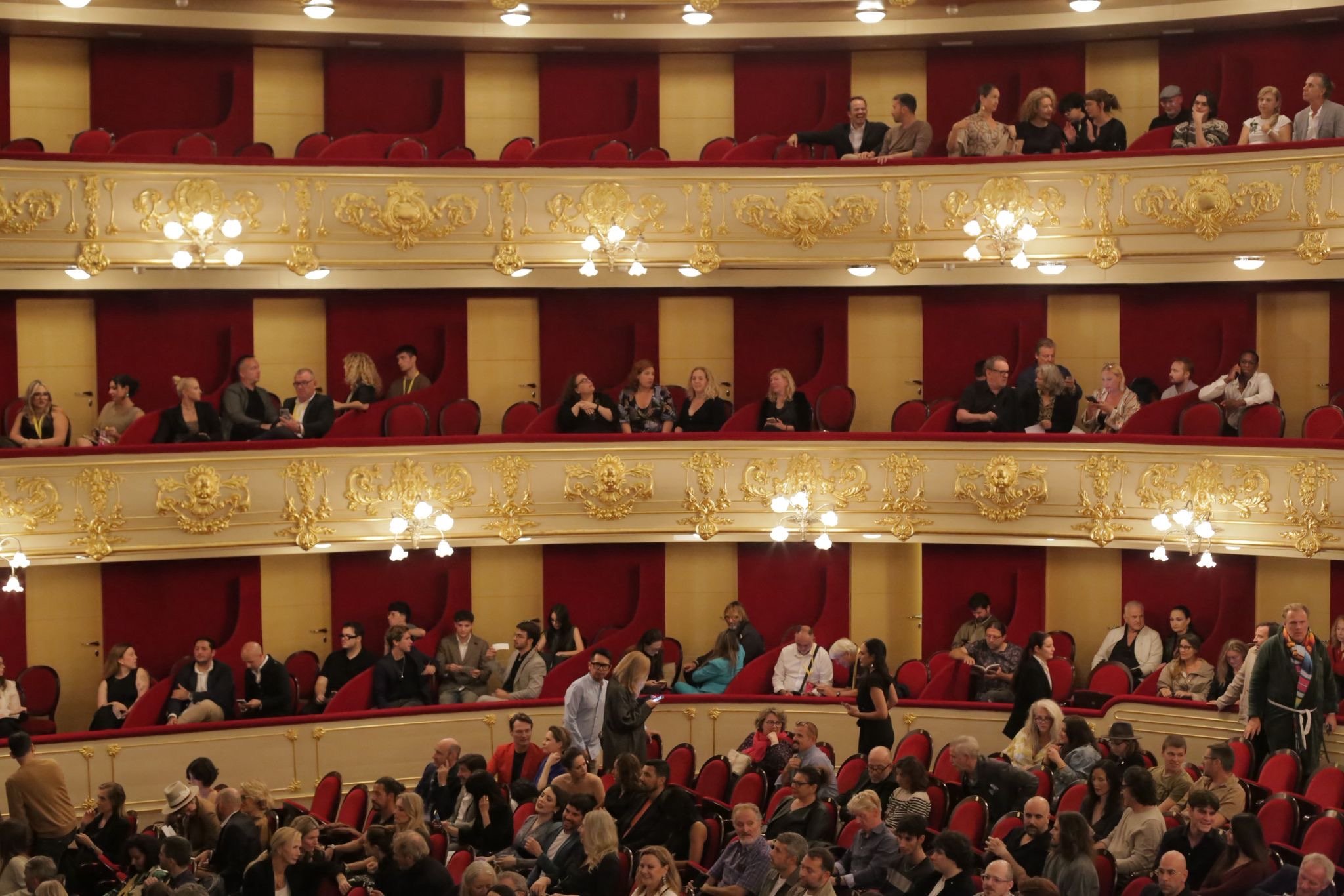 Audience 2.JPG